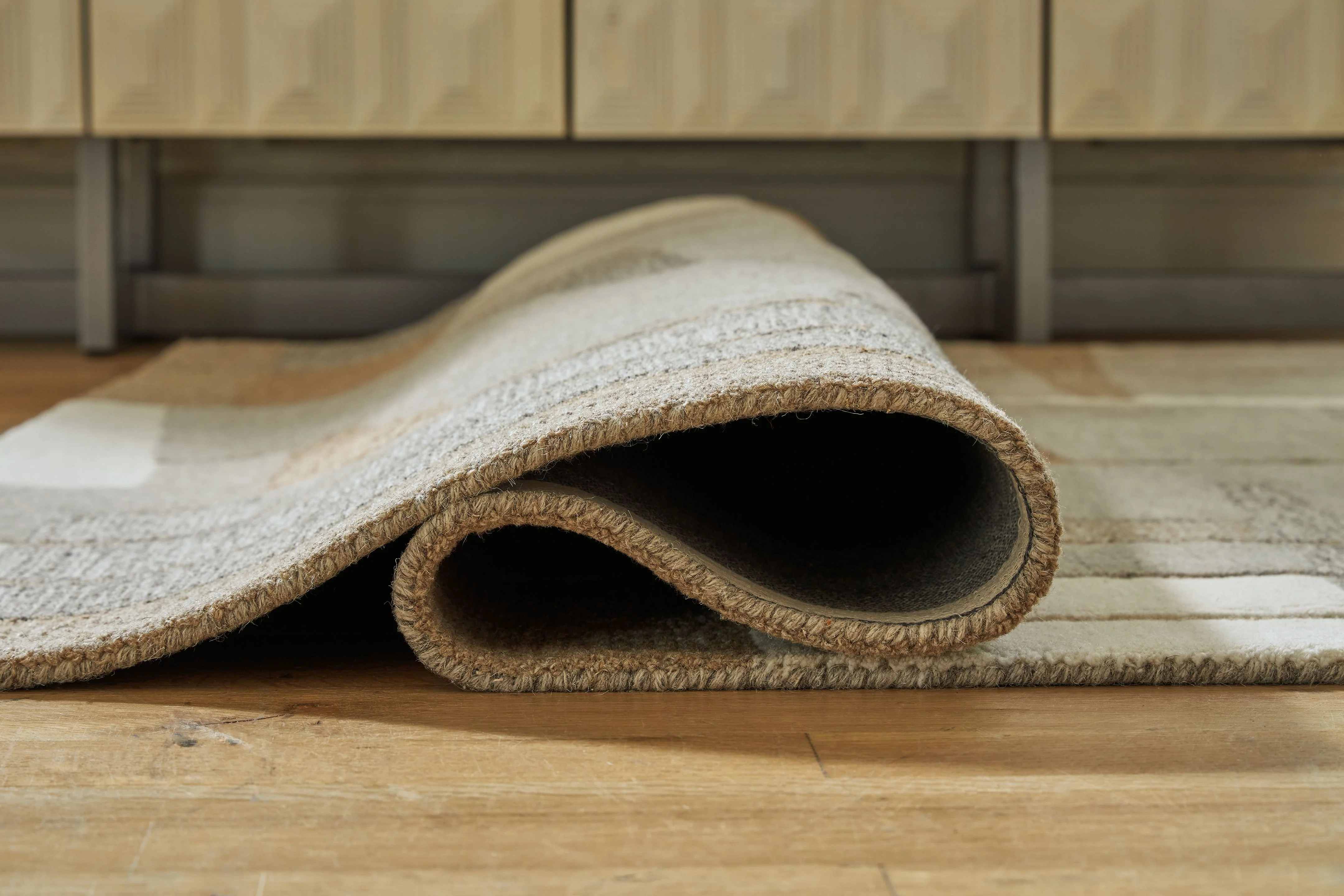 Abbotton - Rug - Image 3