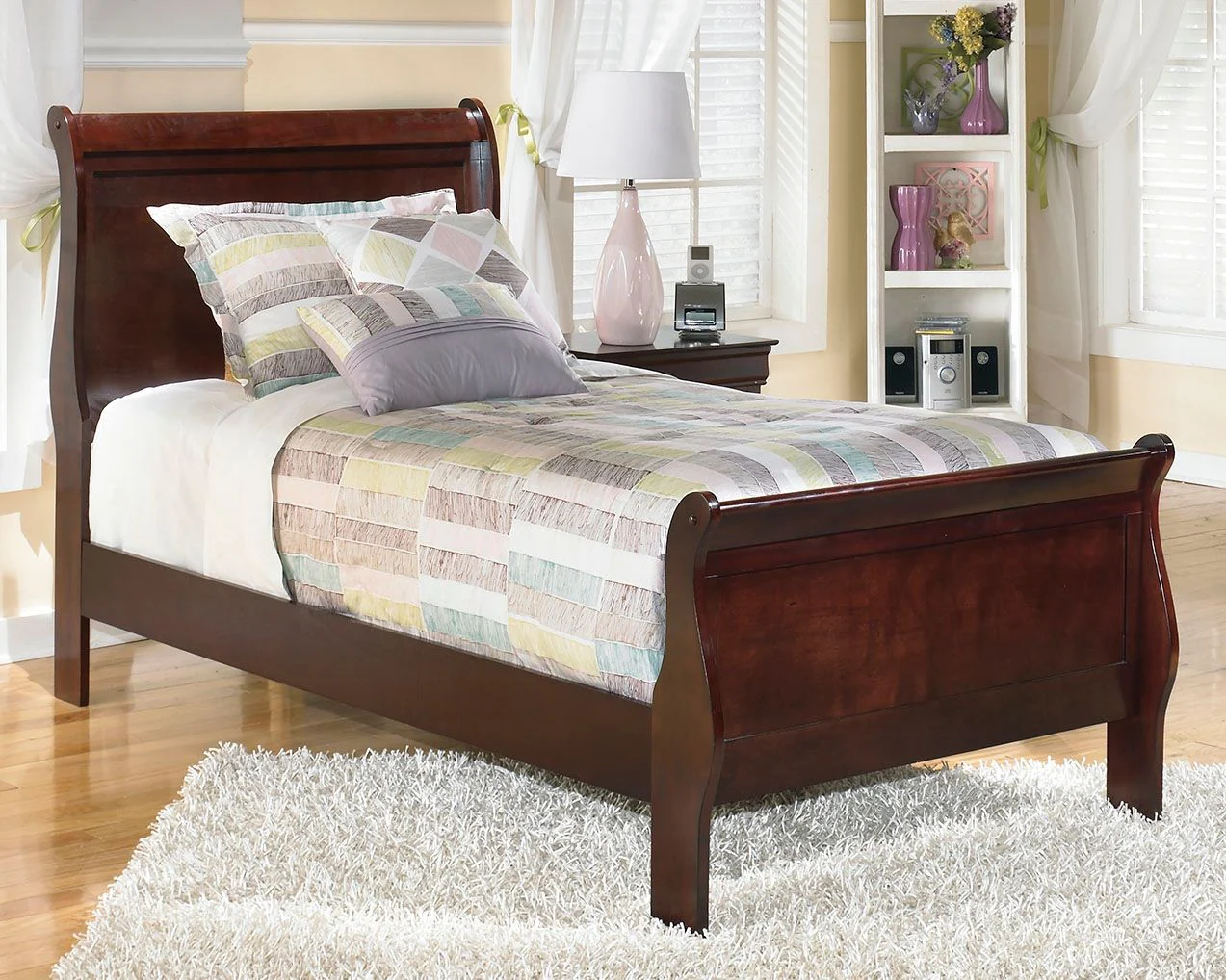 Alisdair - Sleigh Bed Set - Image 7