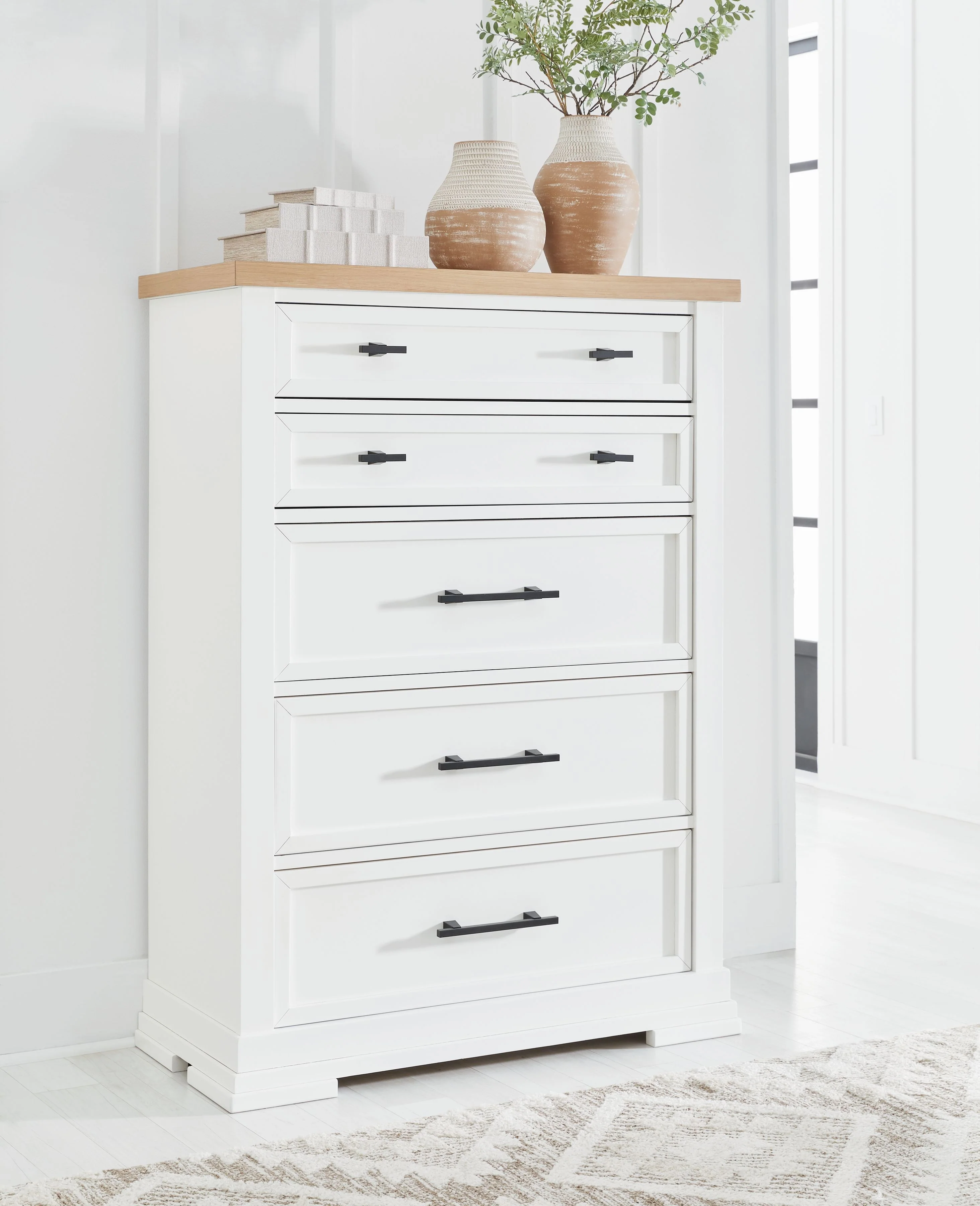 Ashbryn - Five Drawer Chest - White / Natural - Image 7