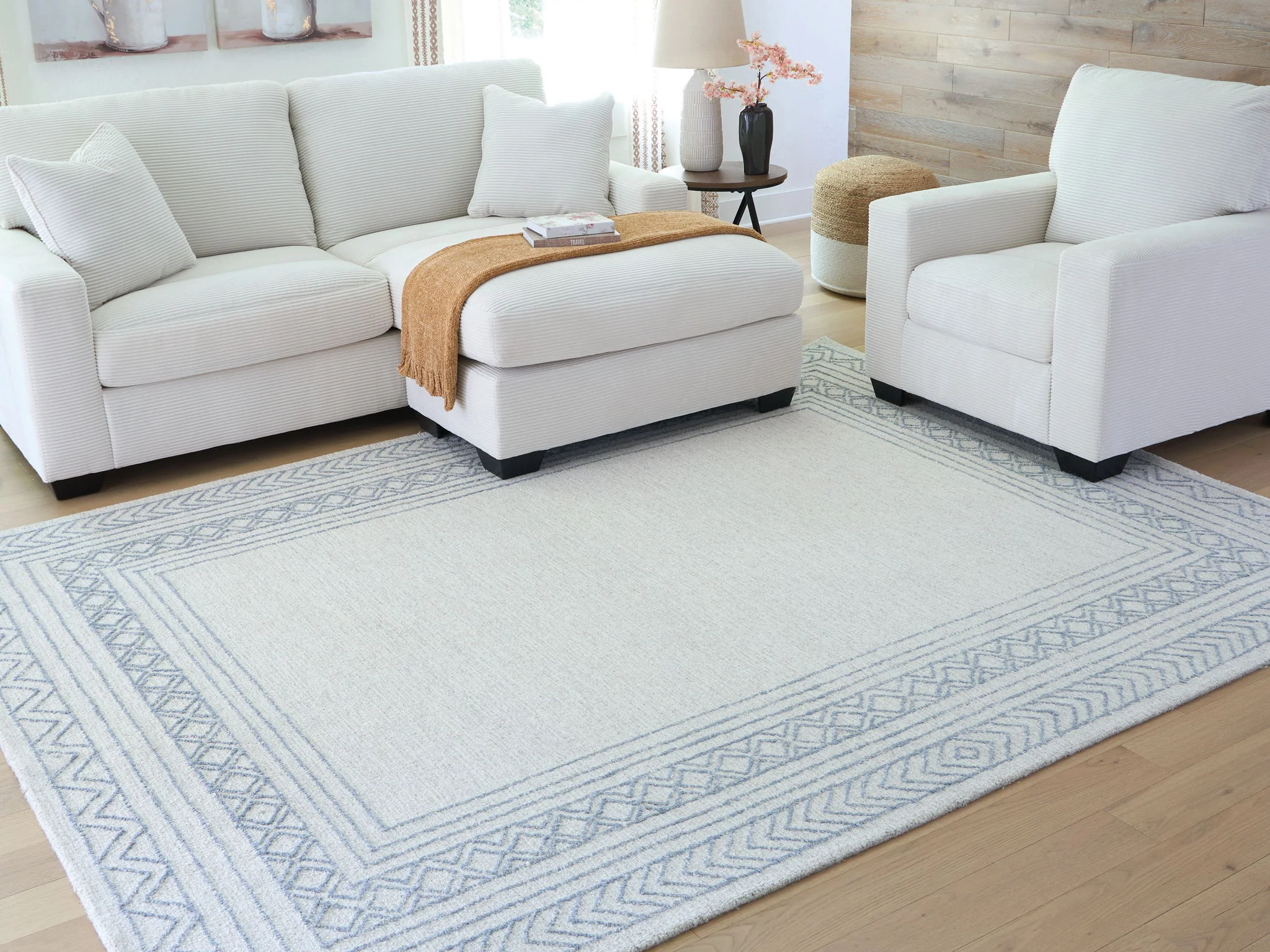 Azelhurst - Rug - Image 4