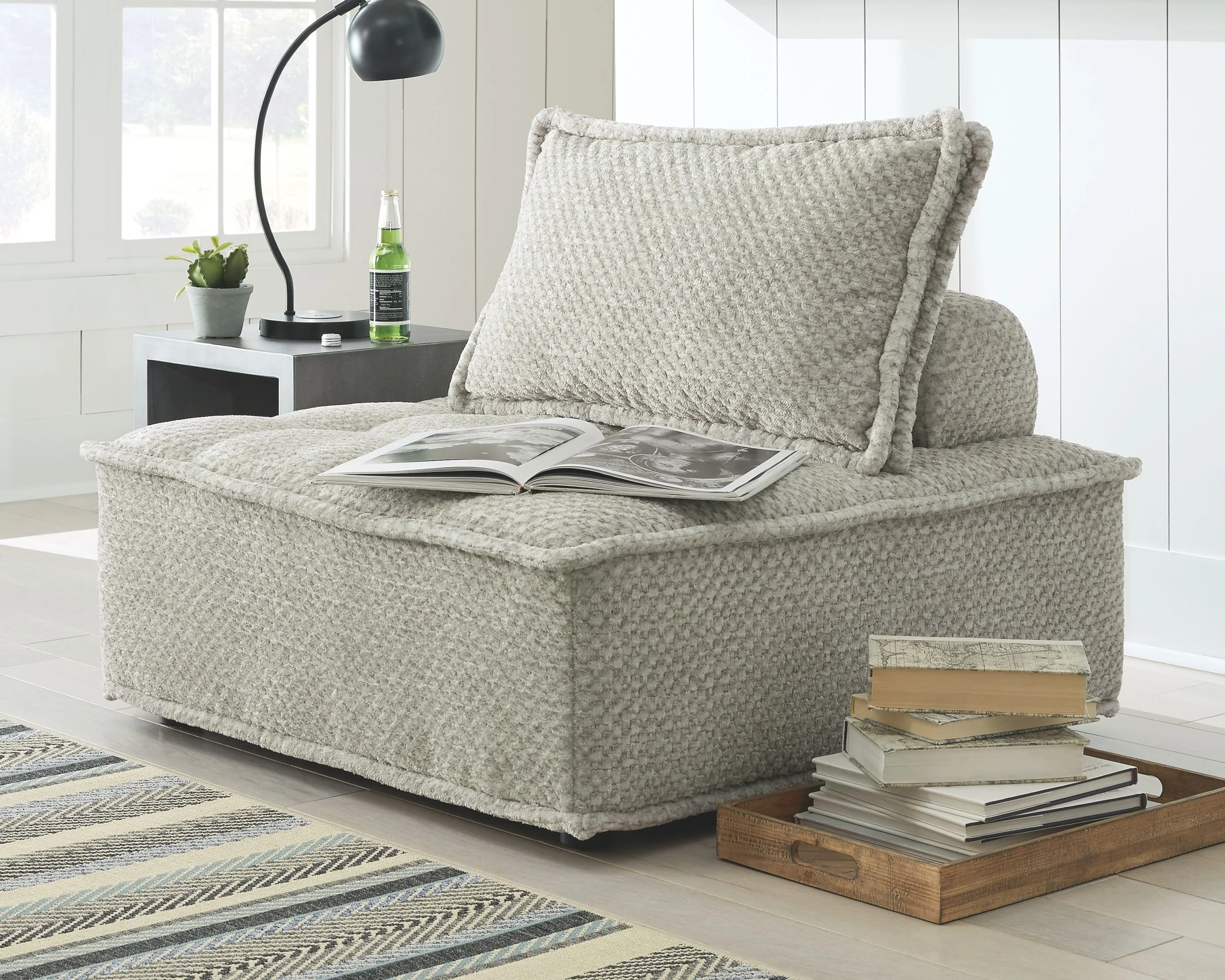 Bales - Accent Chair - Image 23