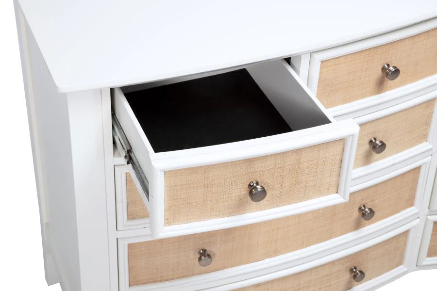 Bexhill - 10-Drawer Dresser - Image 19