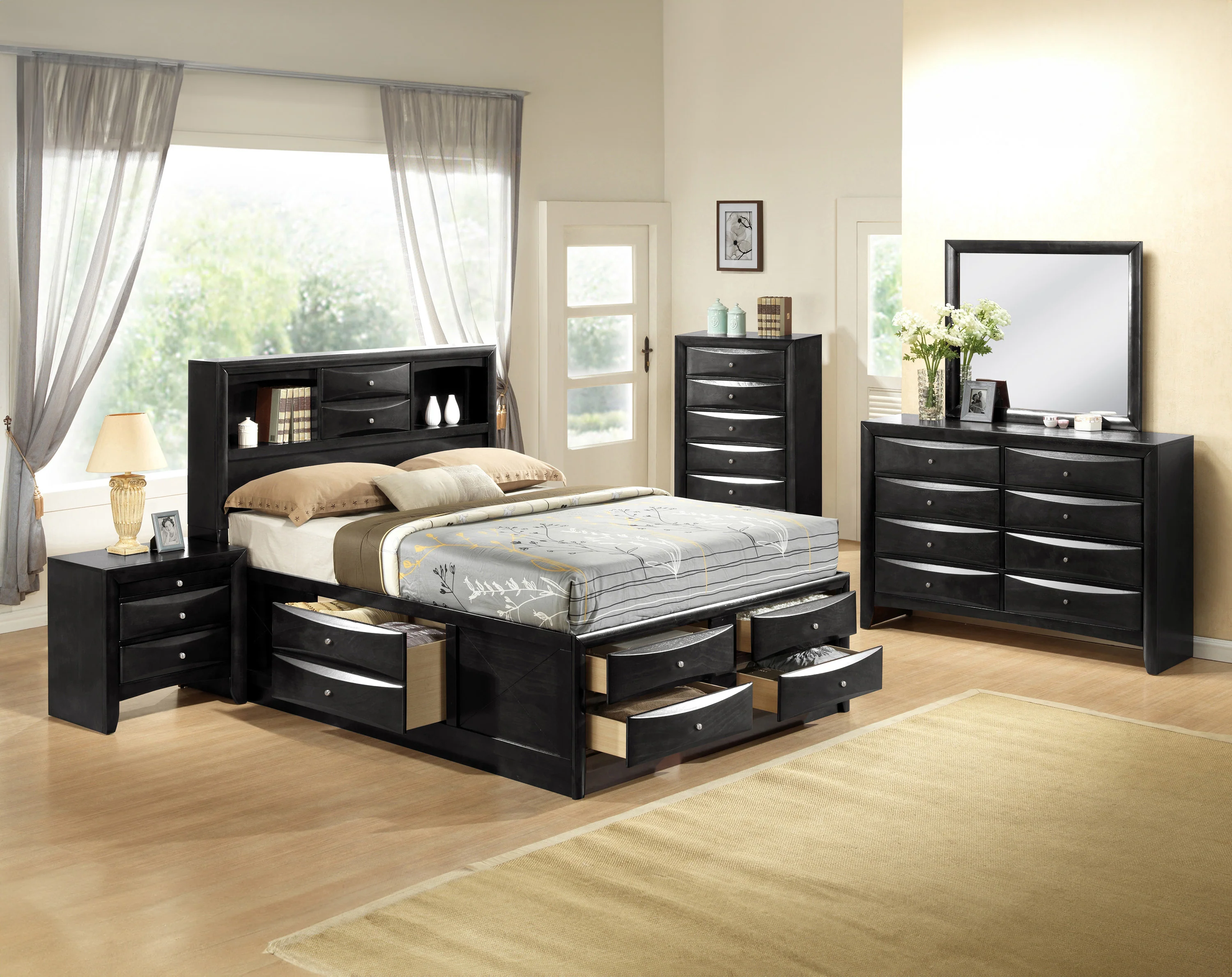 Black Emily Chest