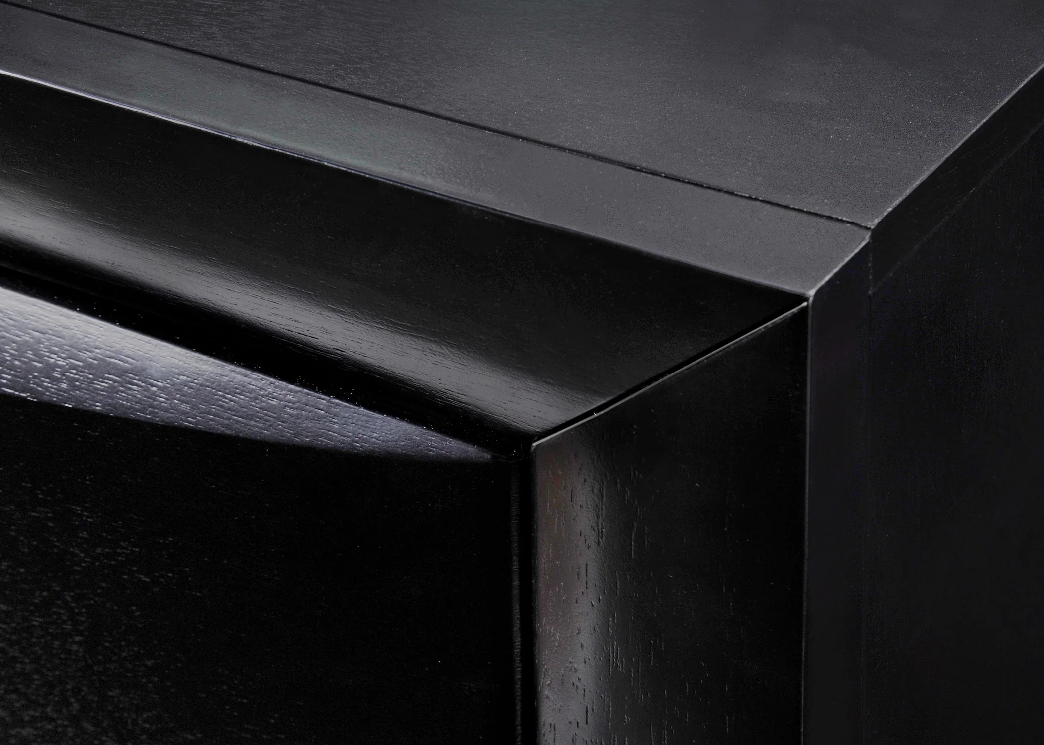 Black Emily Chest - Image 2
