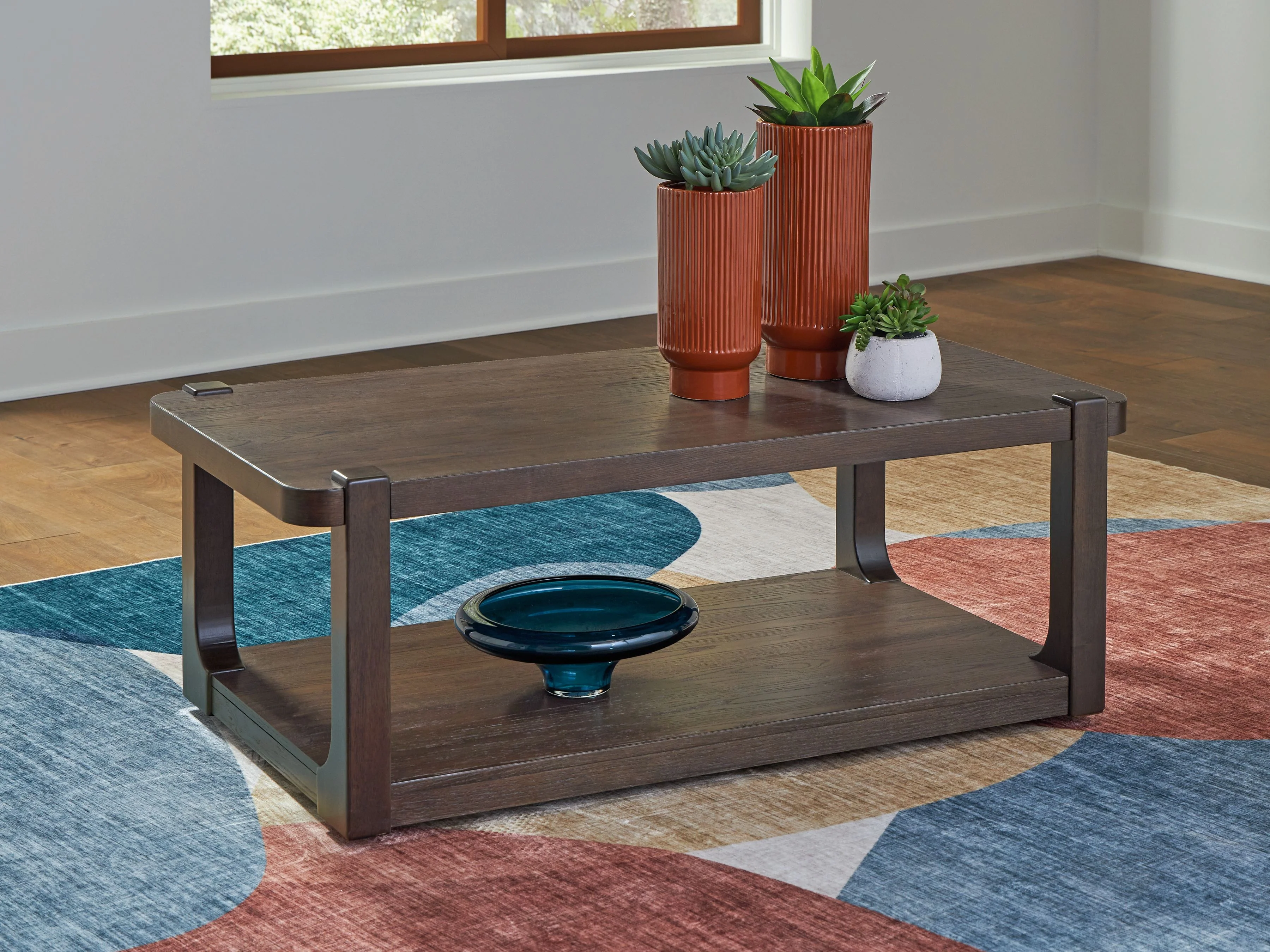 Breckington - Table - Image 15
