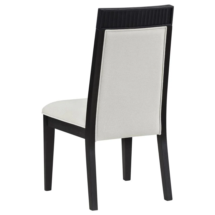 Brookmead - Extension Dining Table Set - Image 27