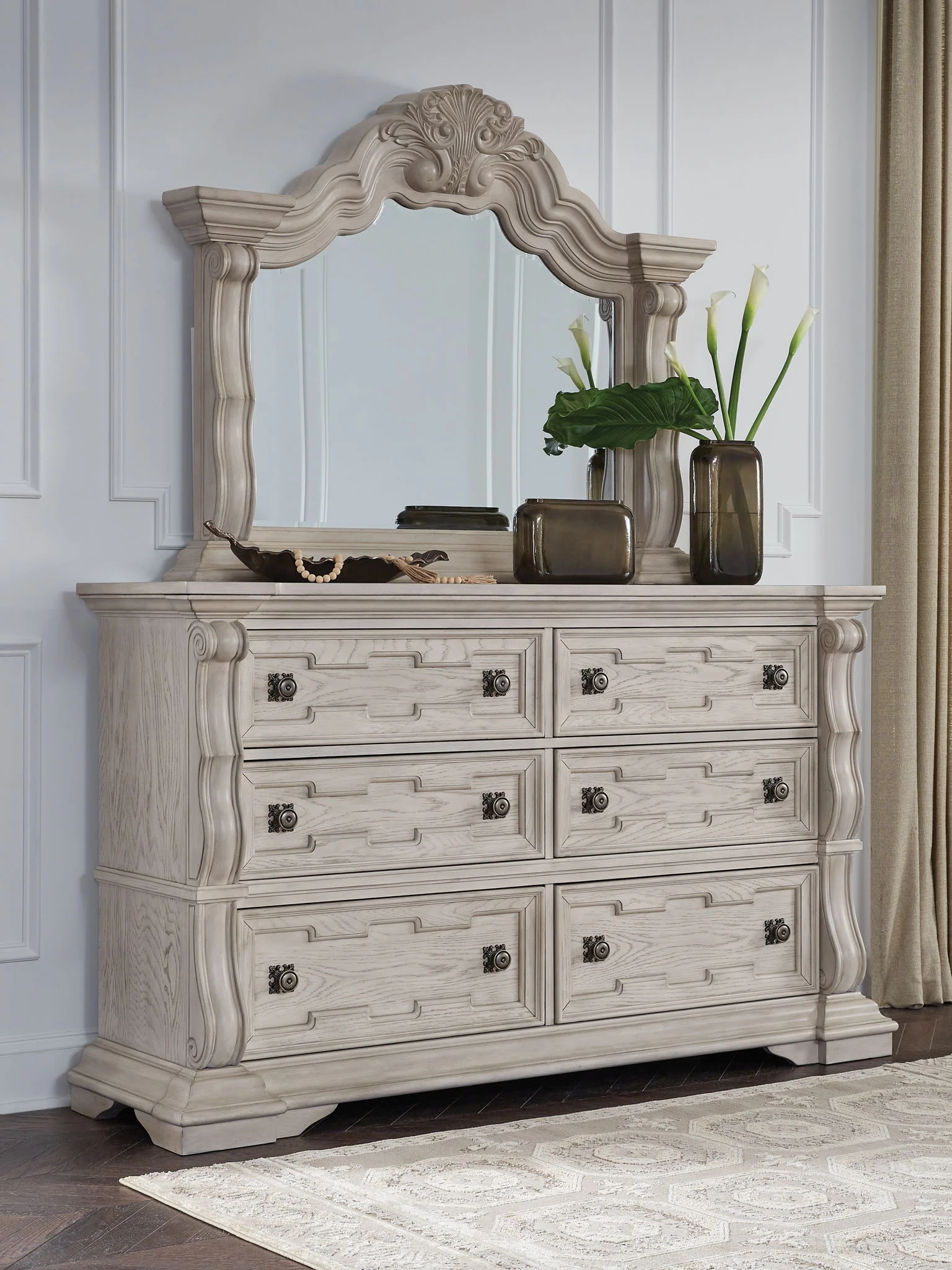 Bruchandi - Dresser - Image 11