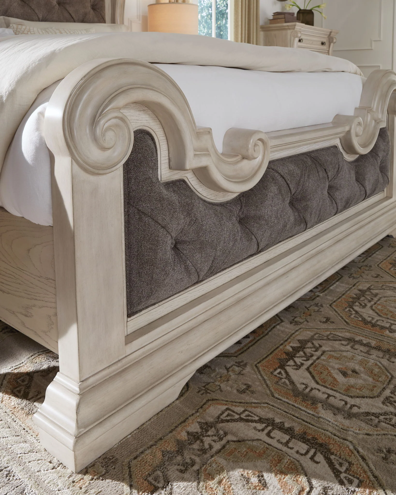 Bruchandi - Upholstered Panel Bed - Image 8