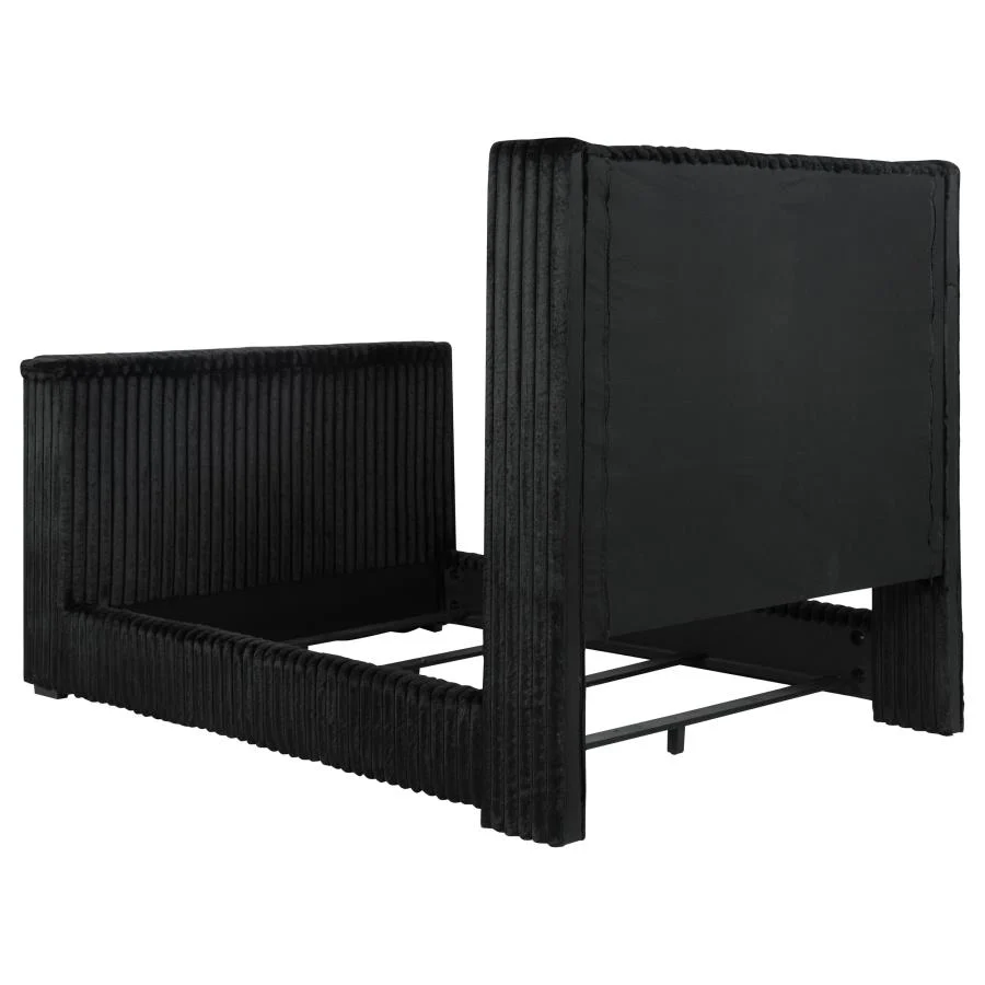 Centergrove - Upholstered Wingback TV Bed - Image 20