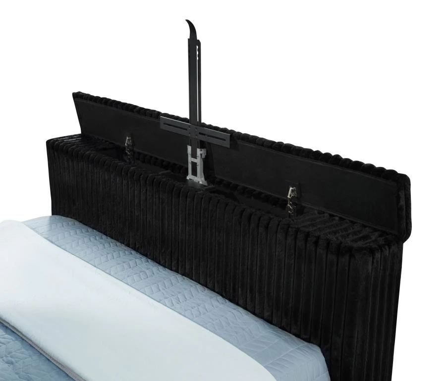 Centergrove - Upholstered Wingback TV Bed - Image 28