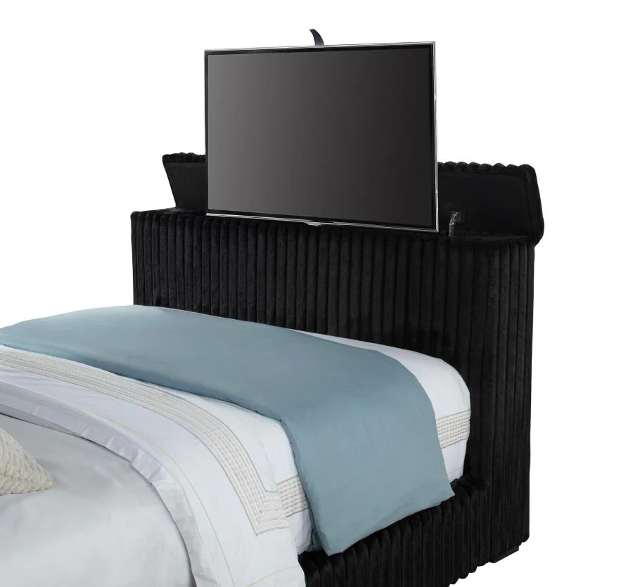 Centergrove - Upholstered Wingback TV Bed - Image 32