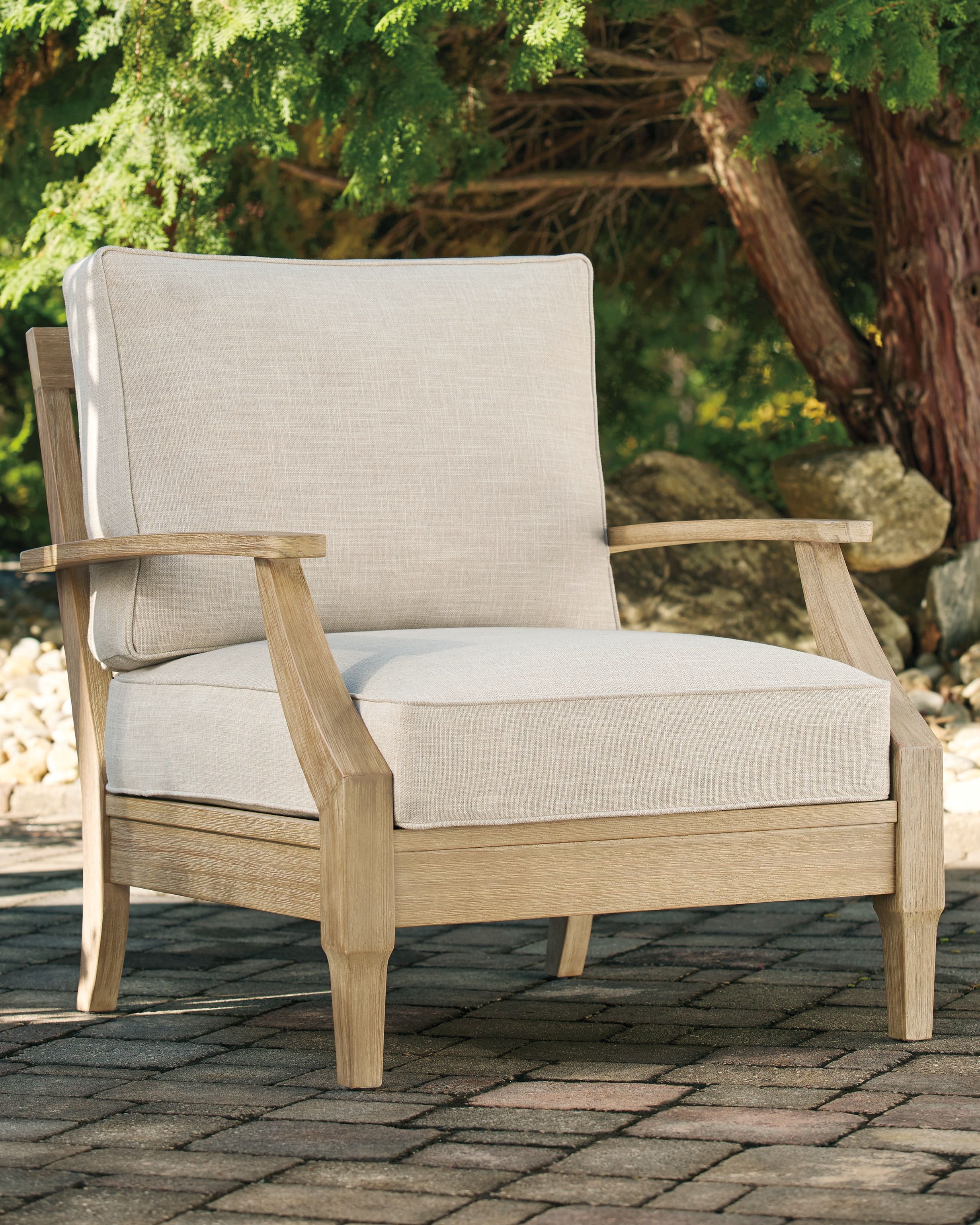 Clare View - Lounge Chair w/Cushion  - Beige - Image 10