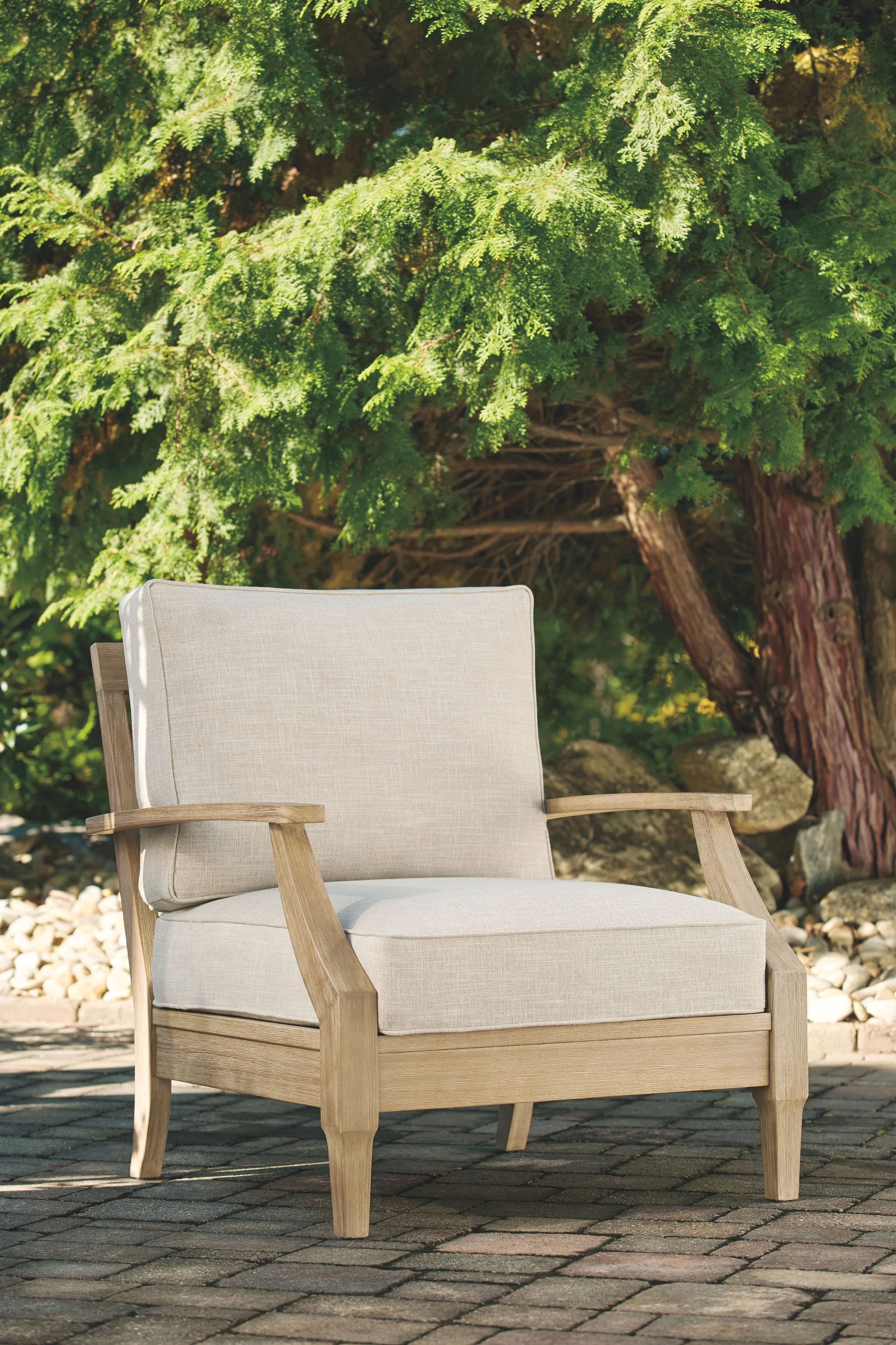 Clare View - Lounge Chair w/Cushion  - Beige - Image 7