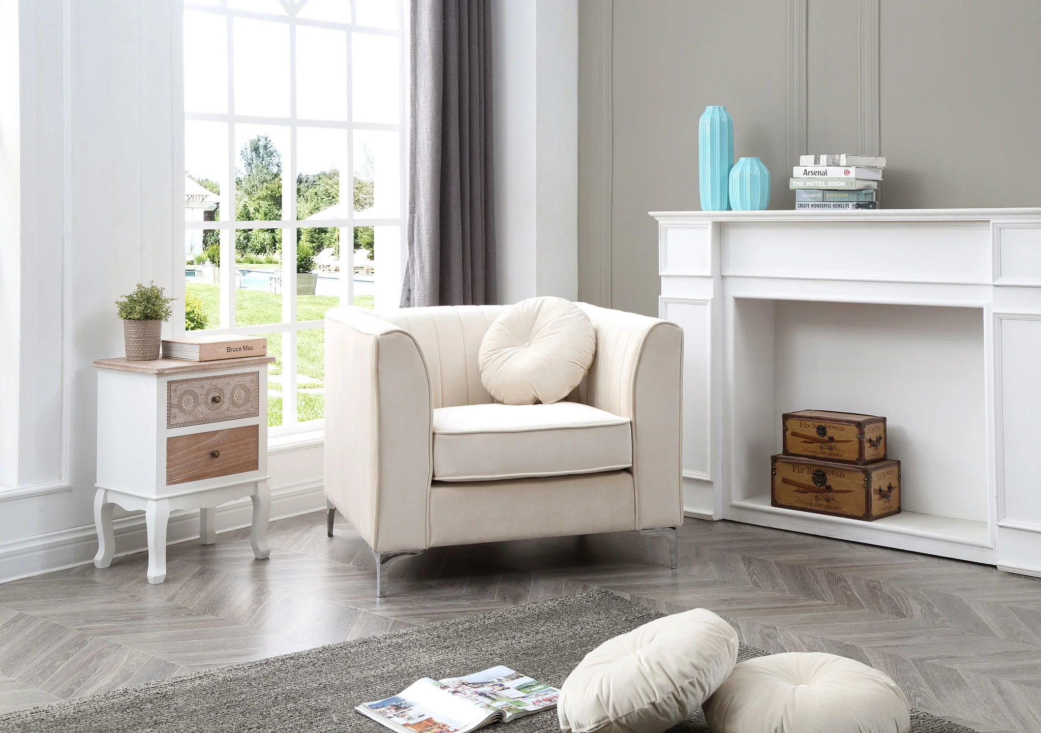 Contemporary Sloped Armchair - Image 4