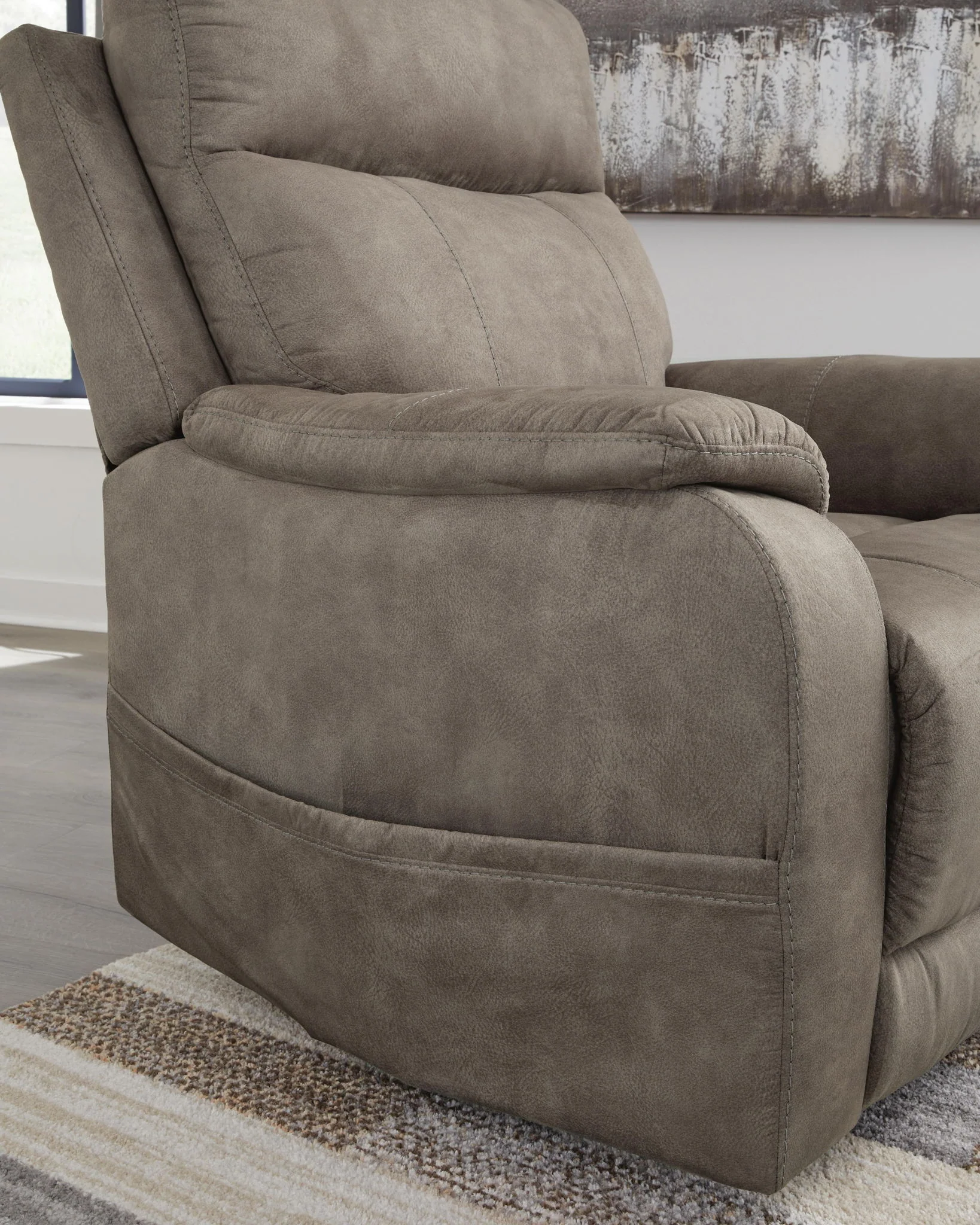 Crestmeade - Power Lift Recliner - Image 22