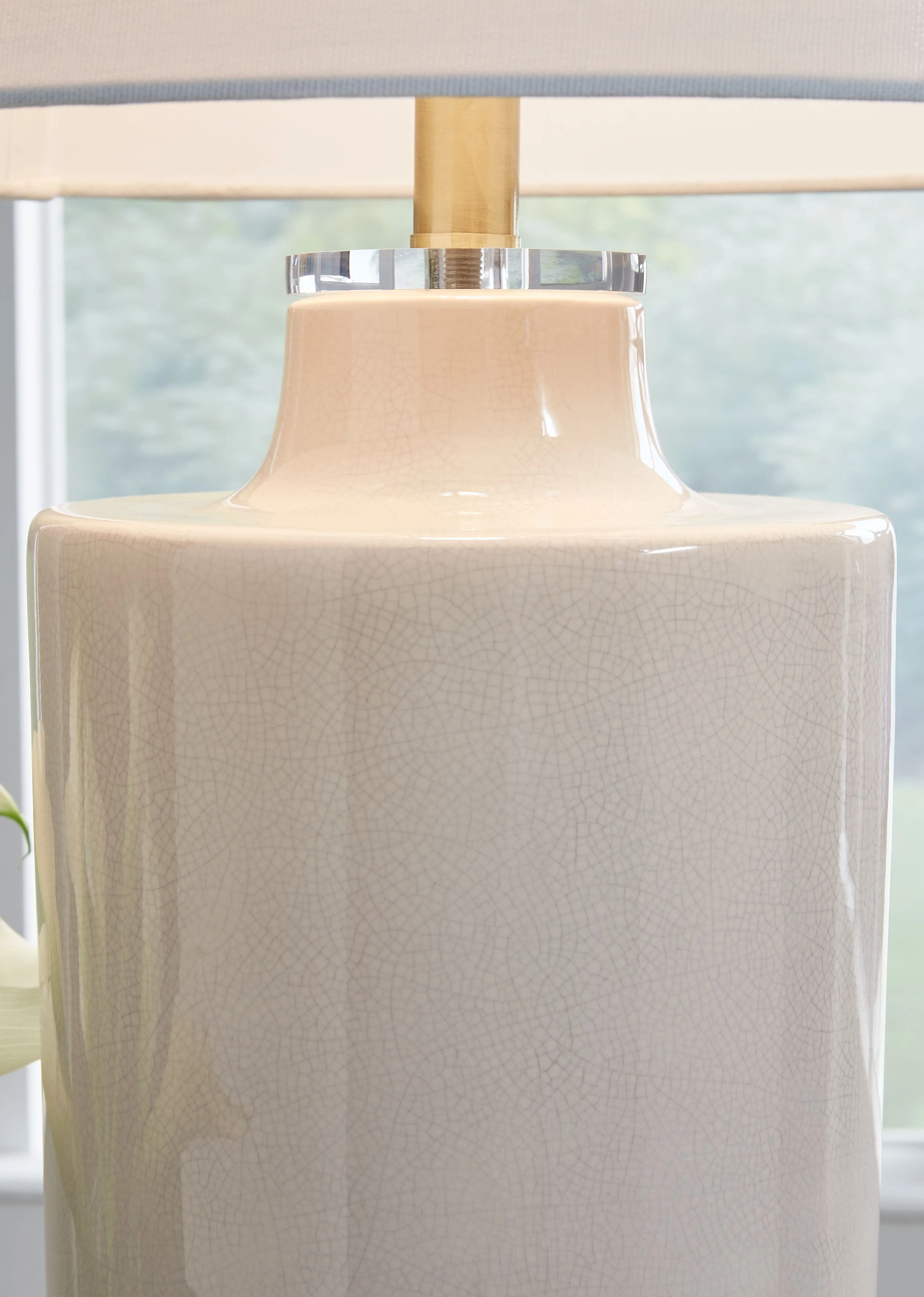 Cylener - Ceramic Table Lamp - Off White - Image 4