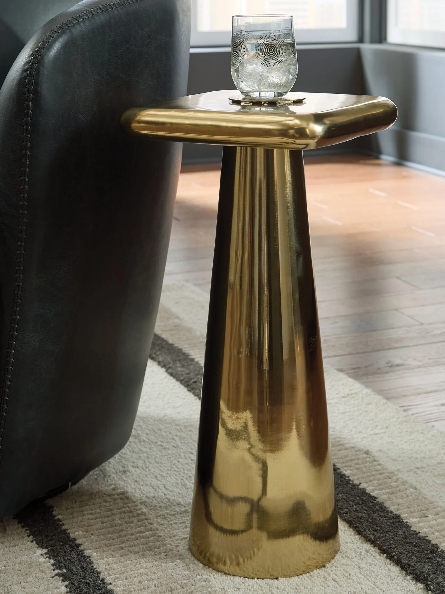 Dallenburg - Accent Table - Gold Finish - Image 2