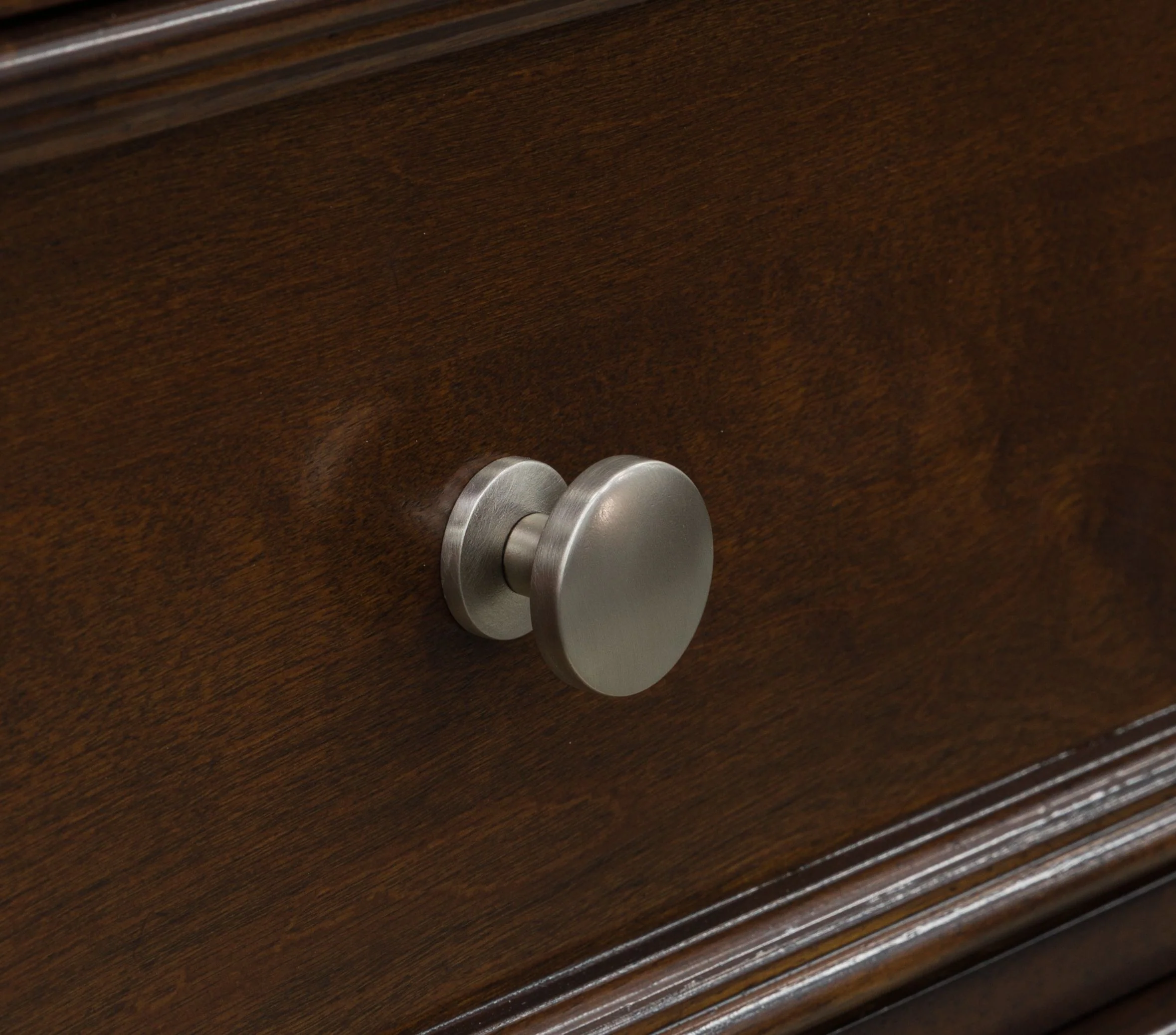 Danabrin - Dresser And Mirror - Brown - Image 11