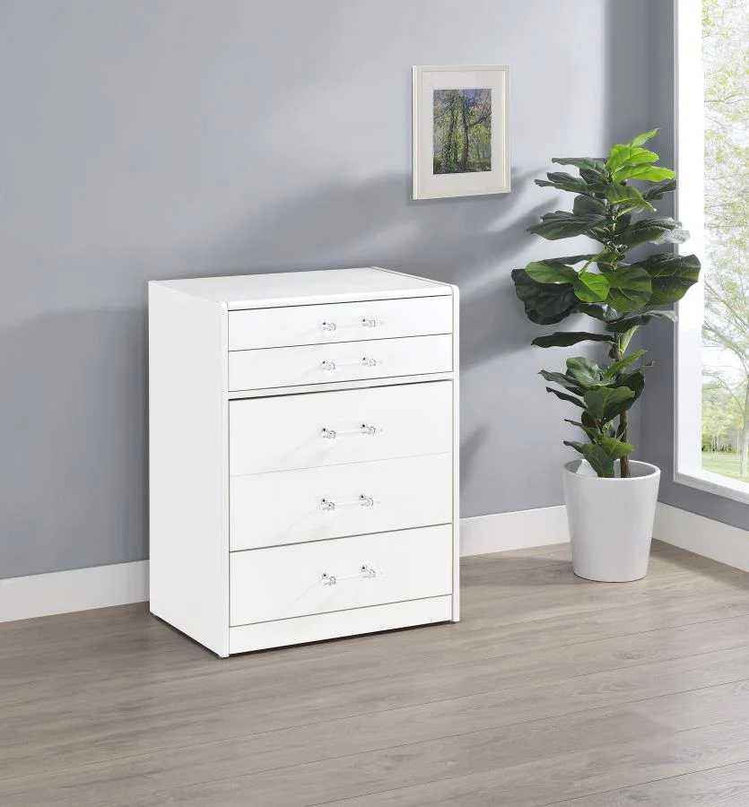 Danbury - 3-Drawer Makeup Vanity & Stool Set - Image 5