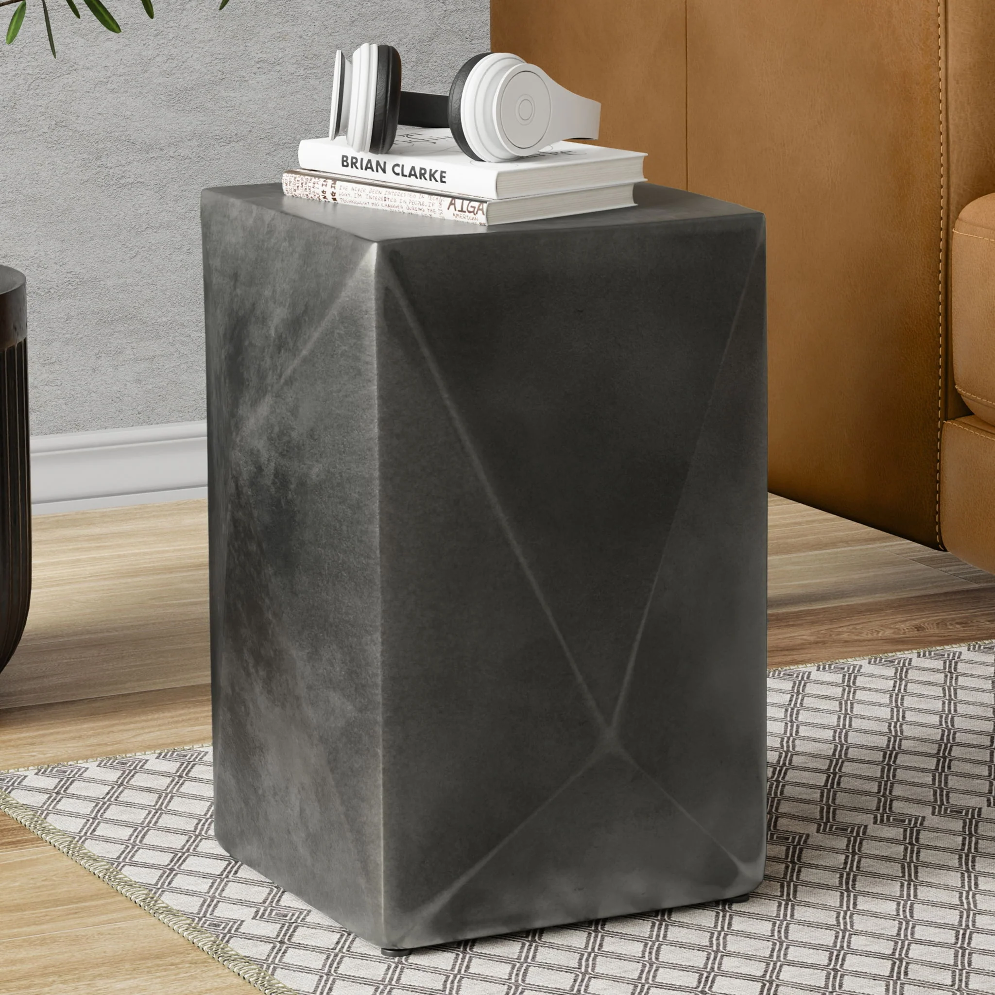 Danner - Side Table - Black - Image 6
