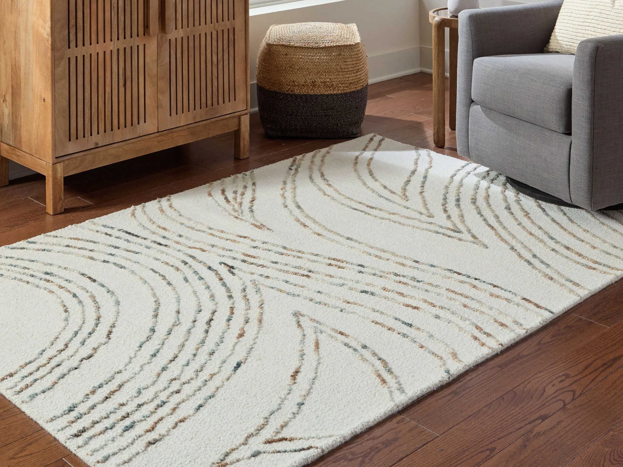Deenbury - Rug - Image 5
