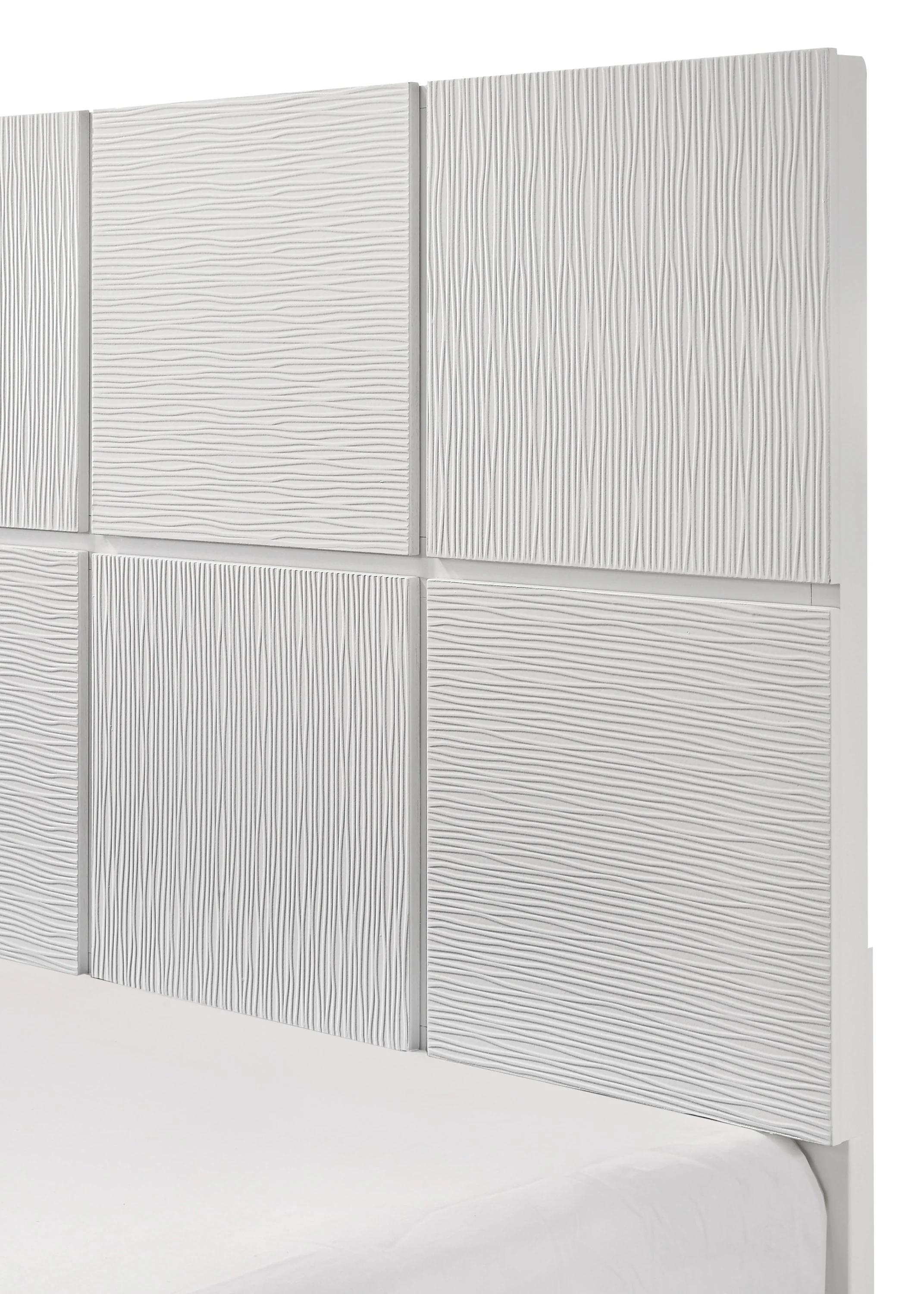 Denker Bed White - Image 3