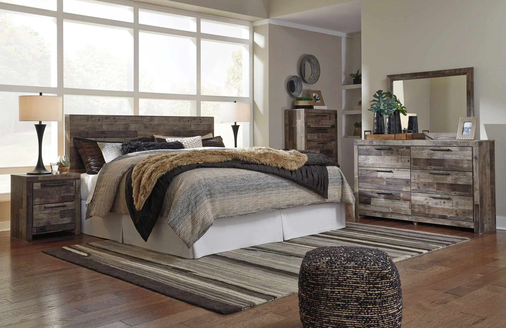 Derekson - Dresser - Image 7