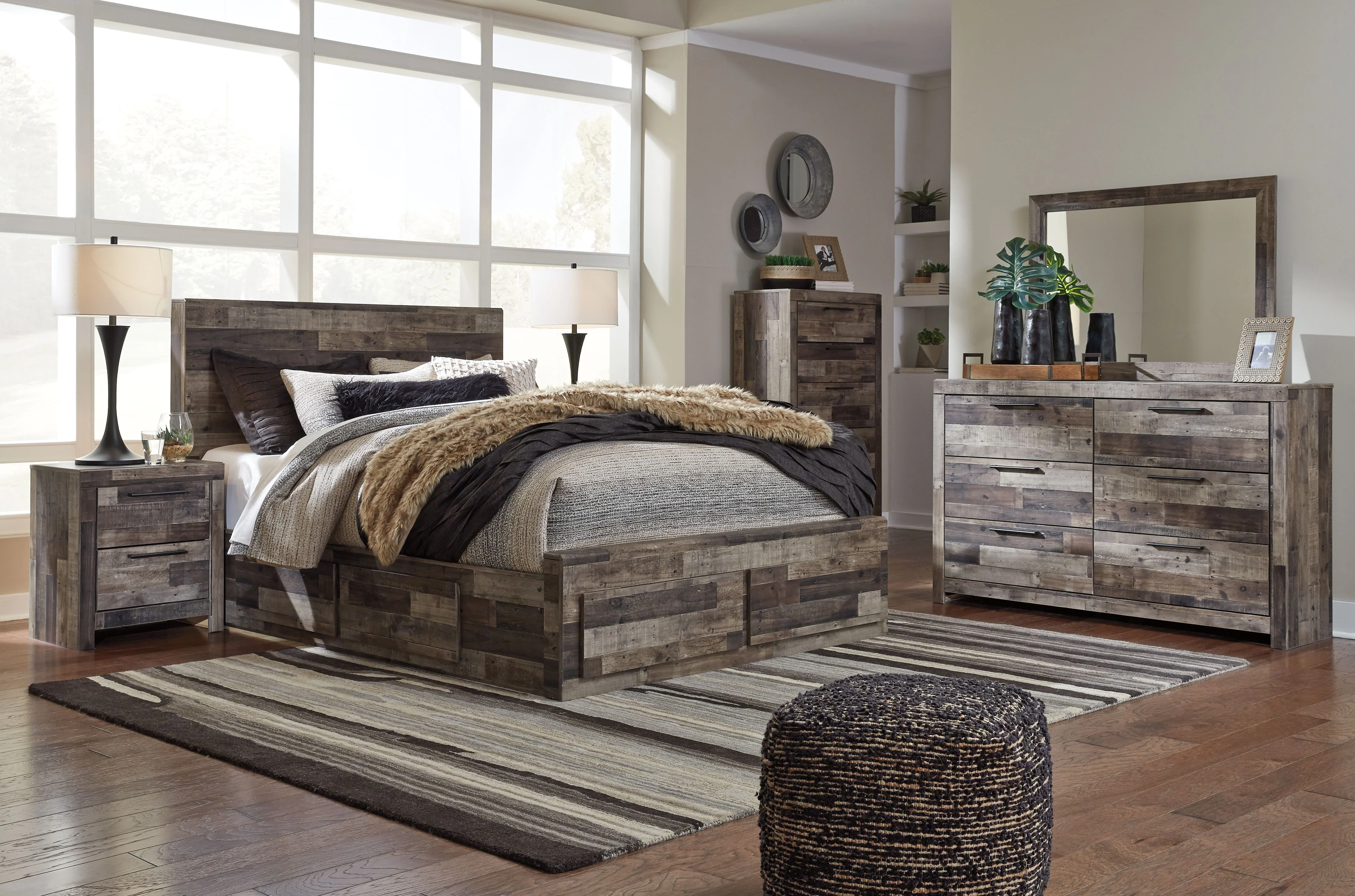 Derekson - Panel Bed - Image 23