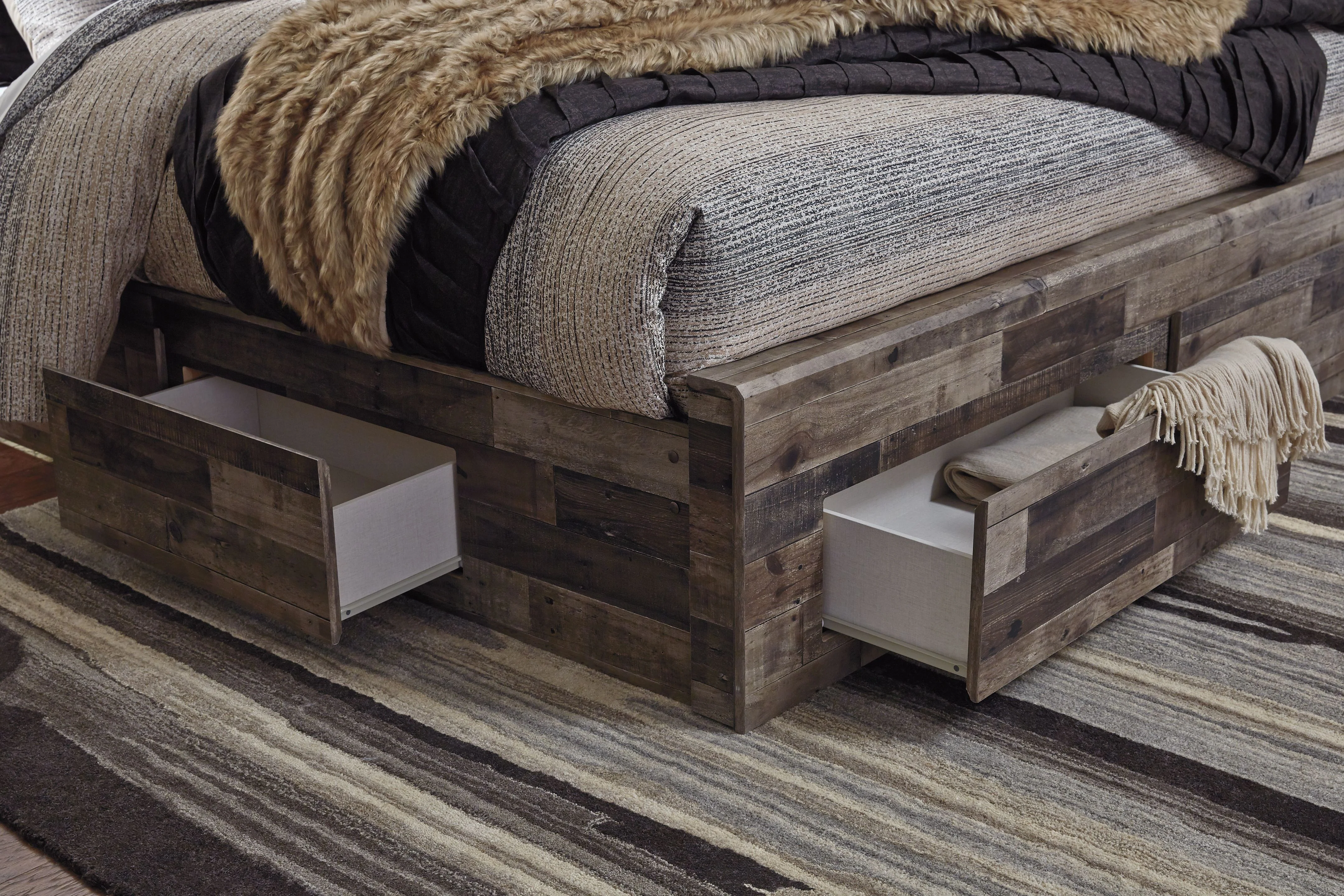 Derekson - Panel Bed - Image 28
