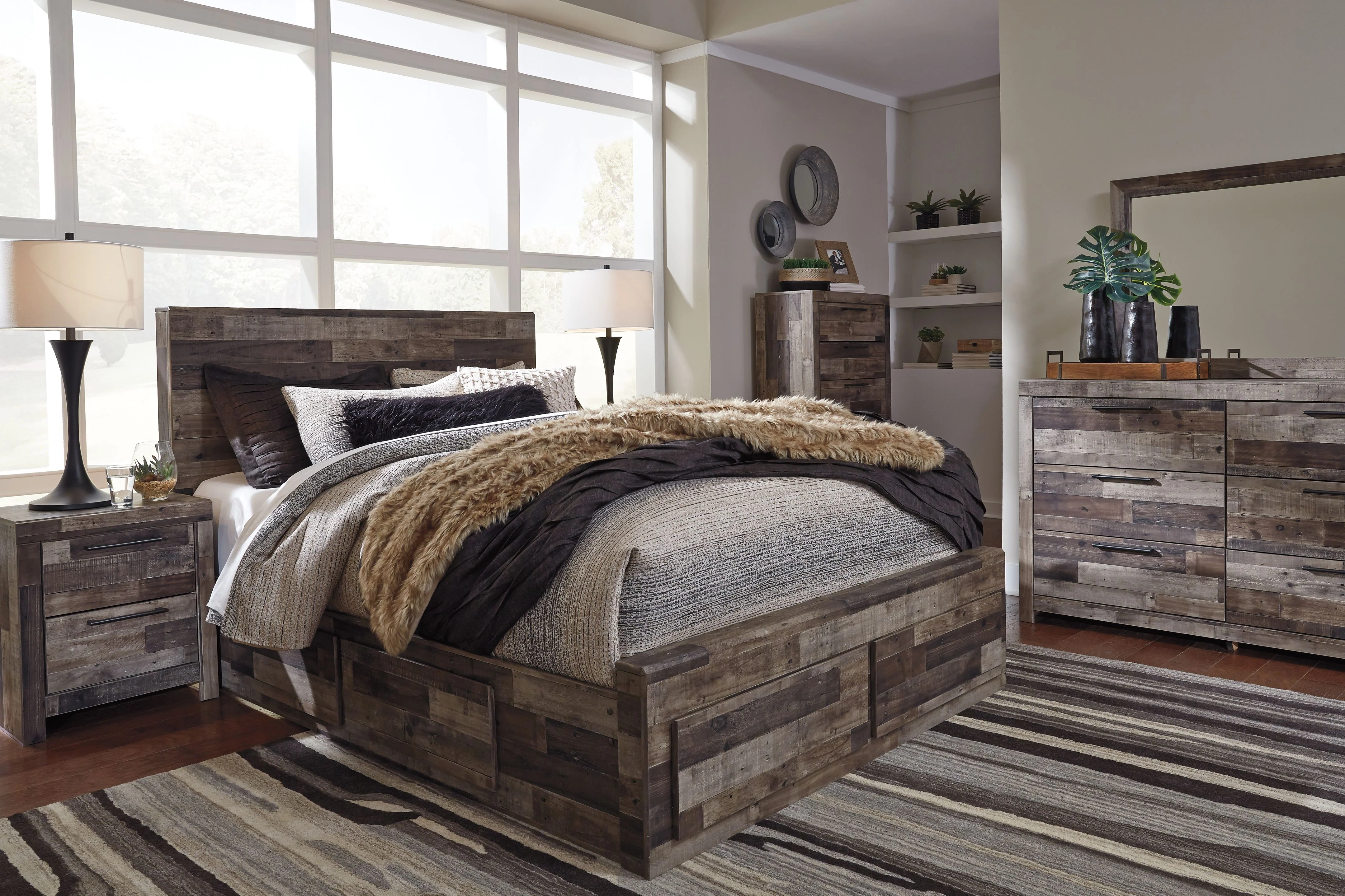 Derekson - Panel Bed - Image 35