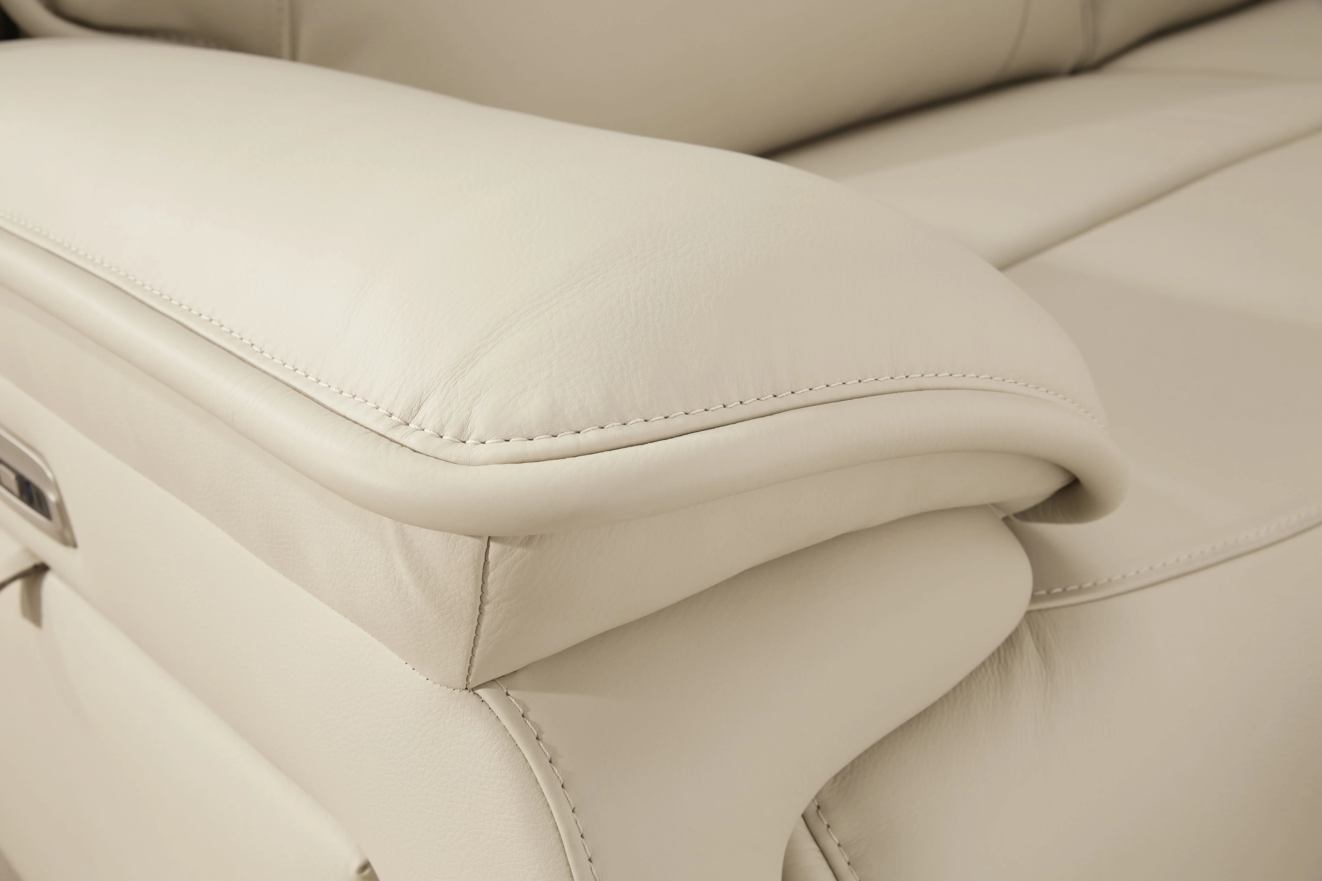 Double Deal - Reclining Sectional - Image 12