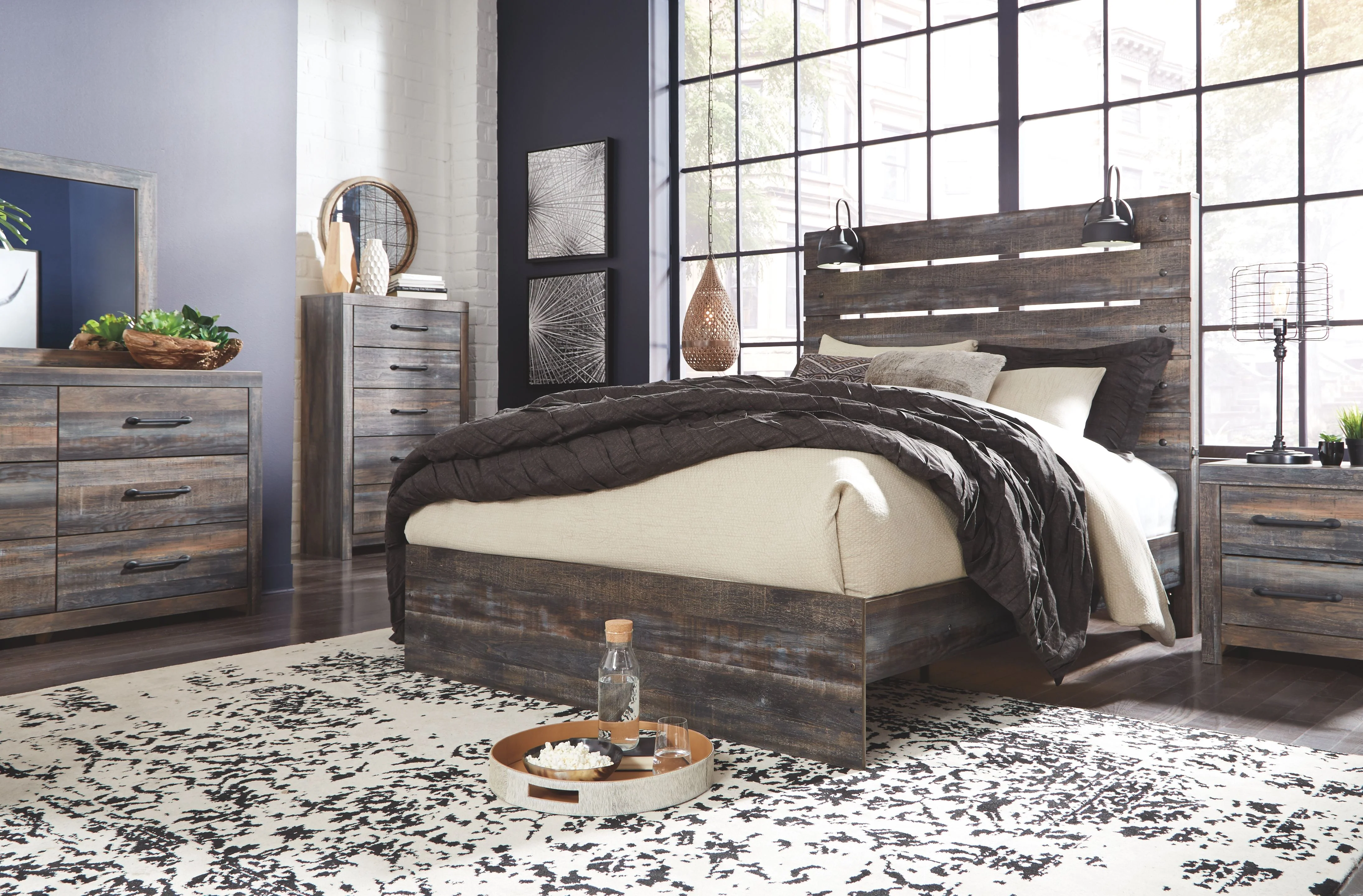 Drystan - Panel Bedroom Set - Image 14