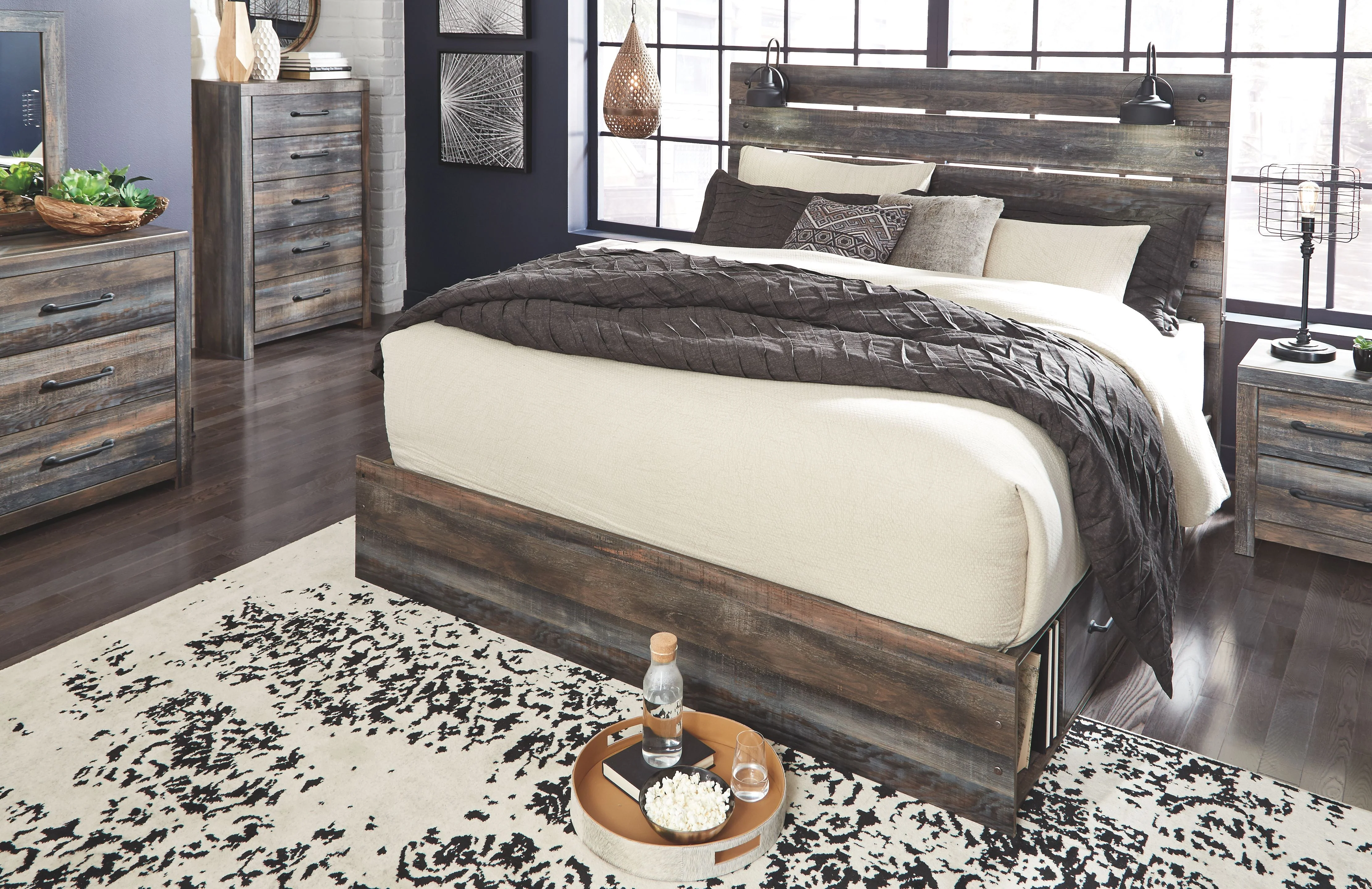 Drystan - Panel Bedroom Set - Image 2