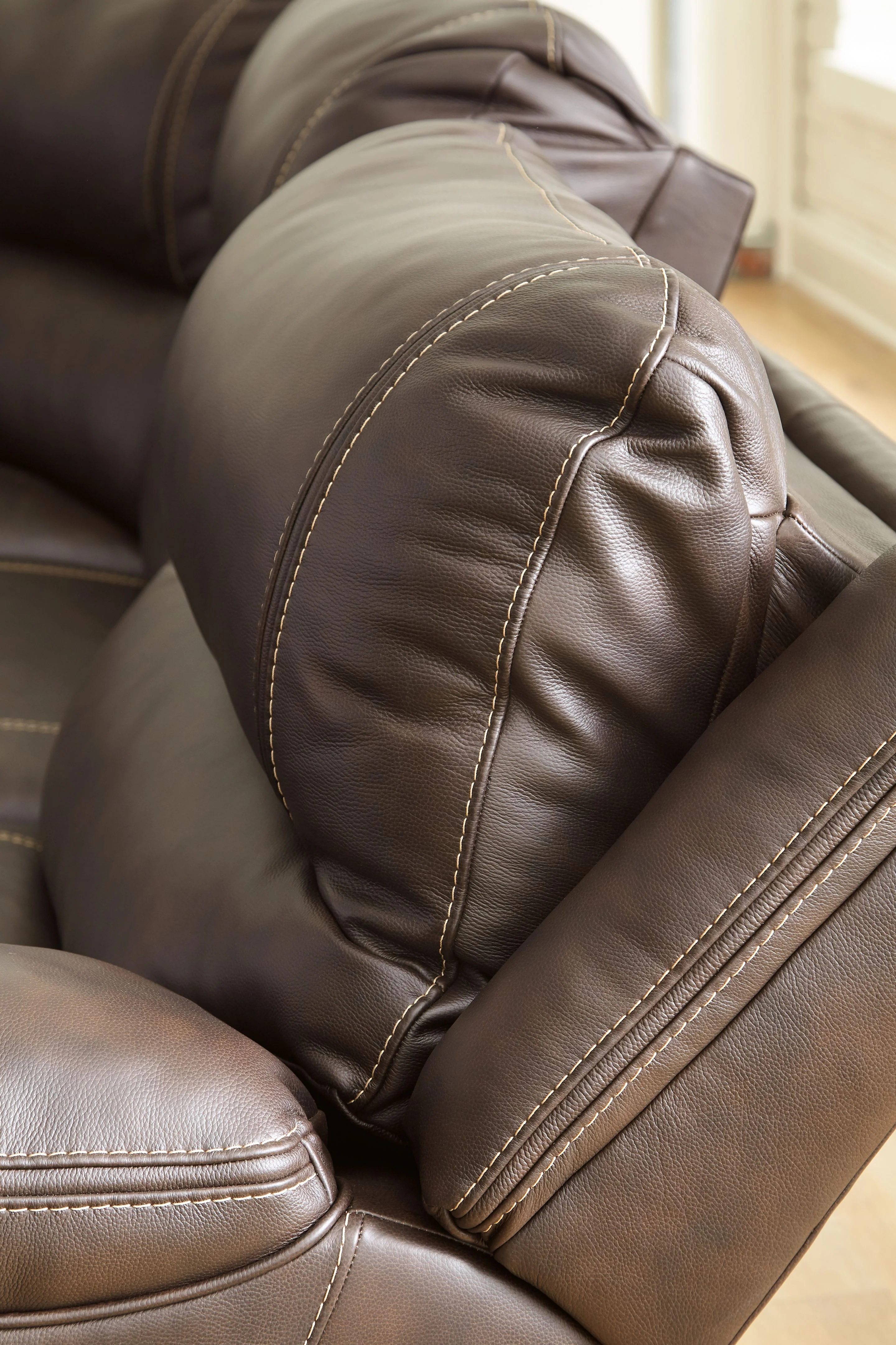 Dunleith - Zero Wall Recliner w/PWR HDRST - Chocolate - Image 4