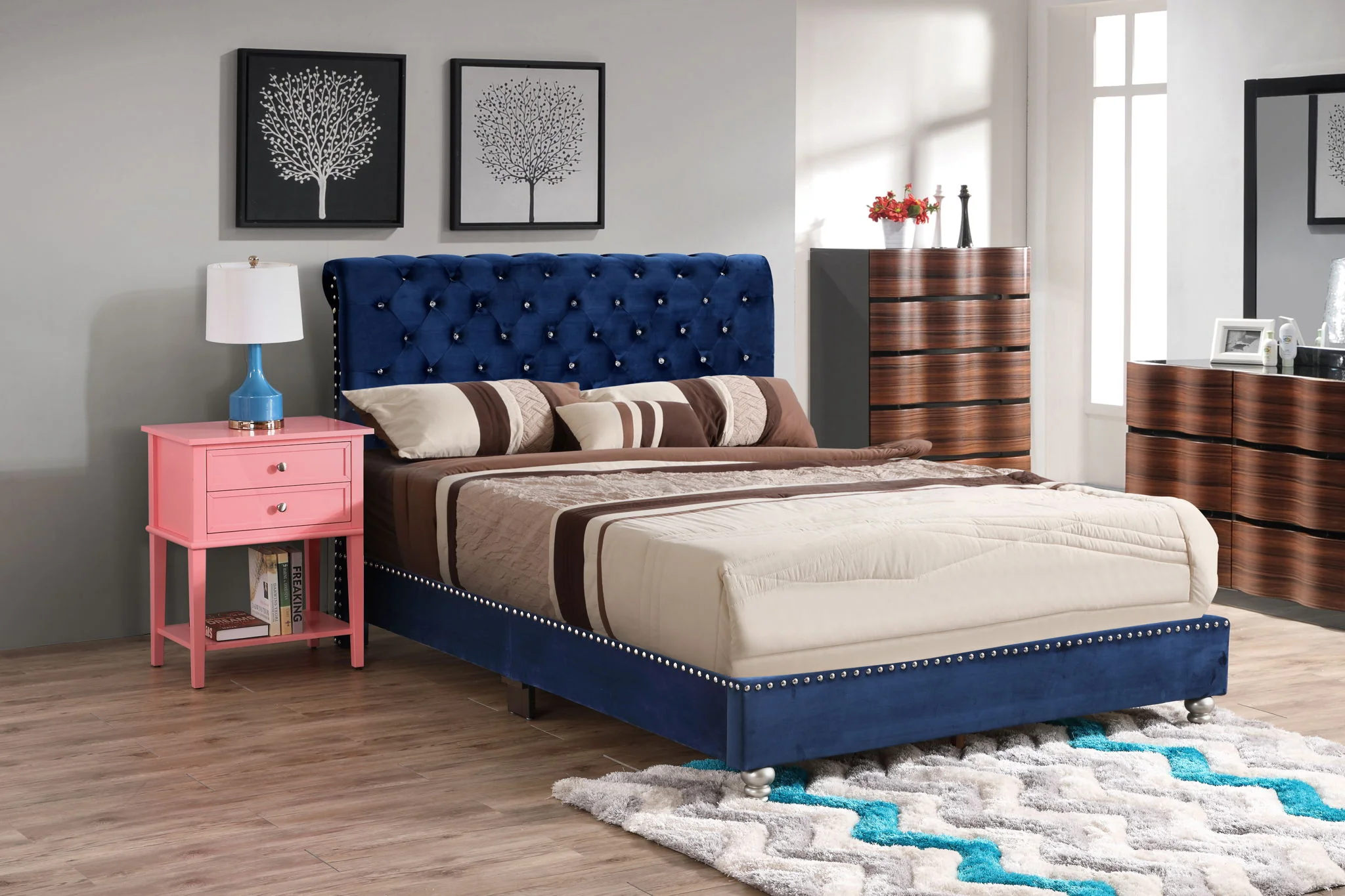 Elegant Transitional Upholstered Bed - Image 2