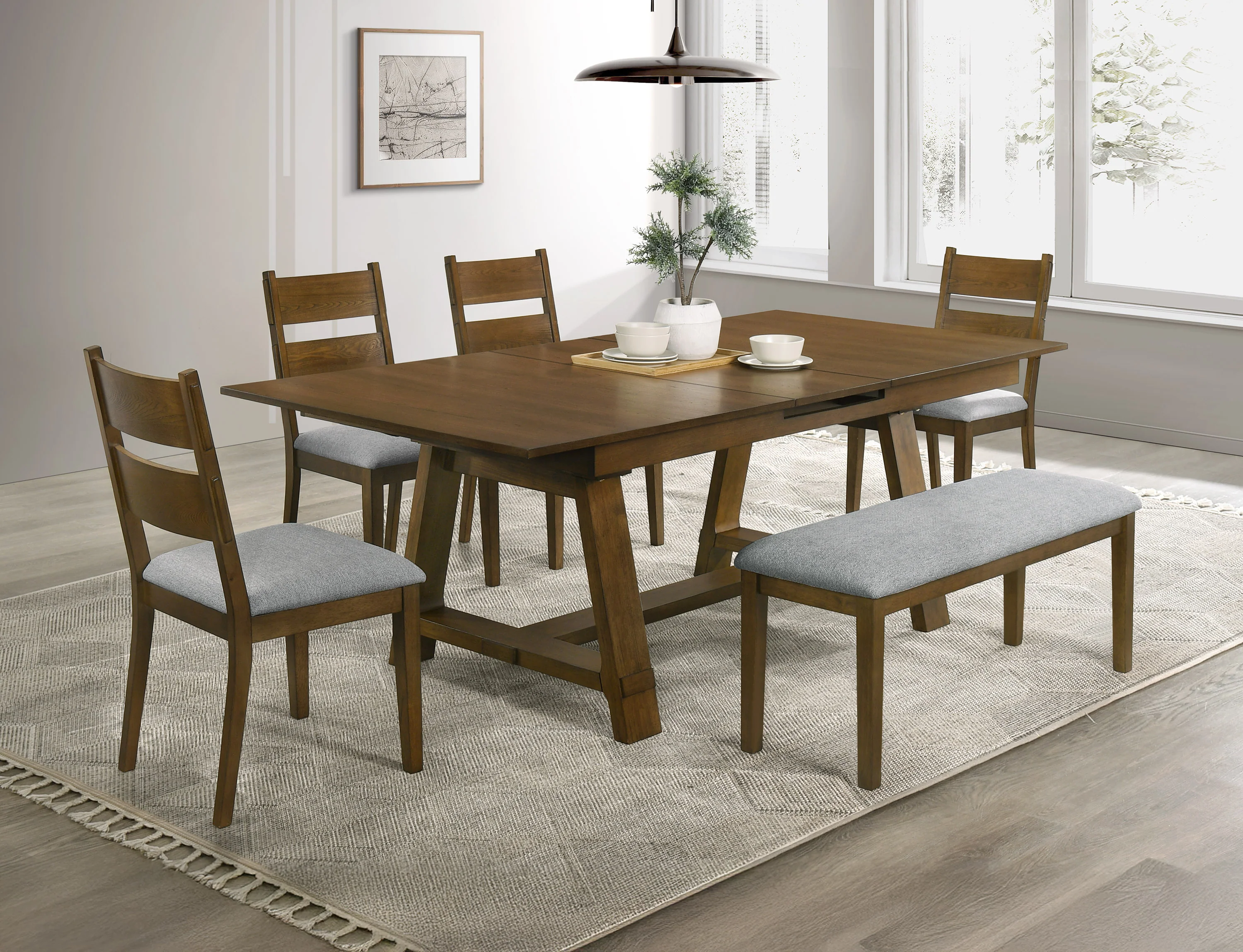 Everly Bench