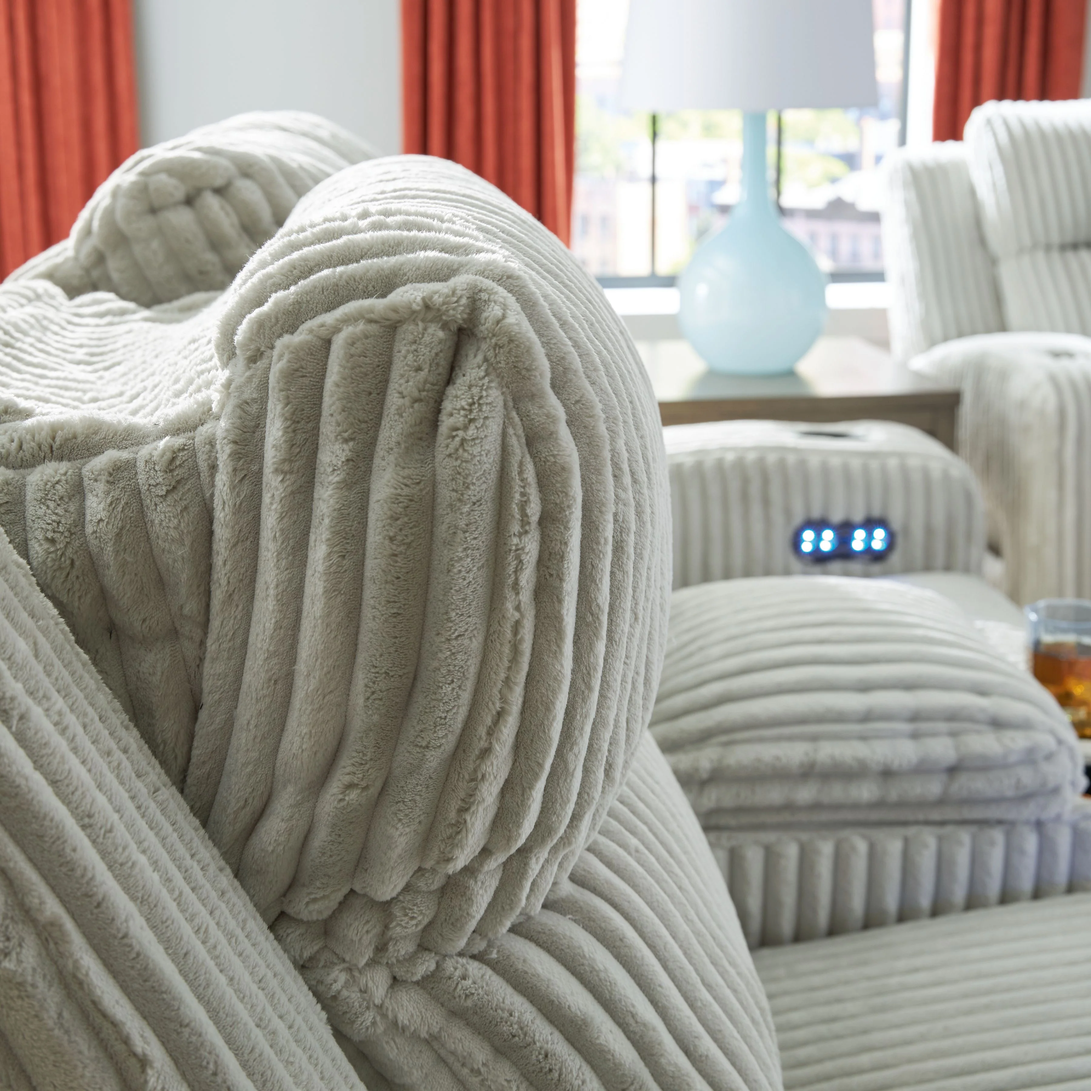 Forest Lake - Power Reclining Sofa With Adj Headrest - Image 8