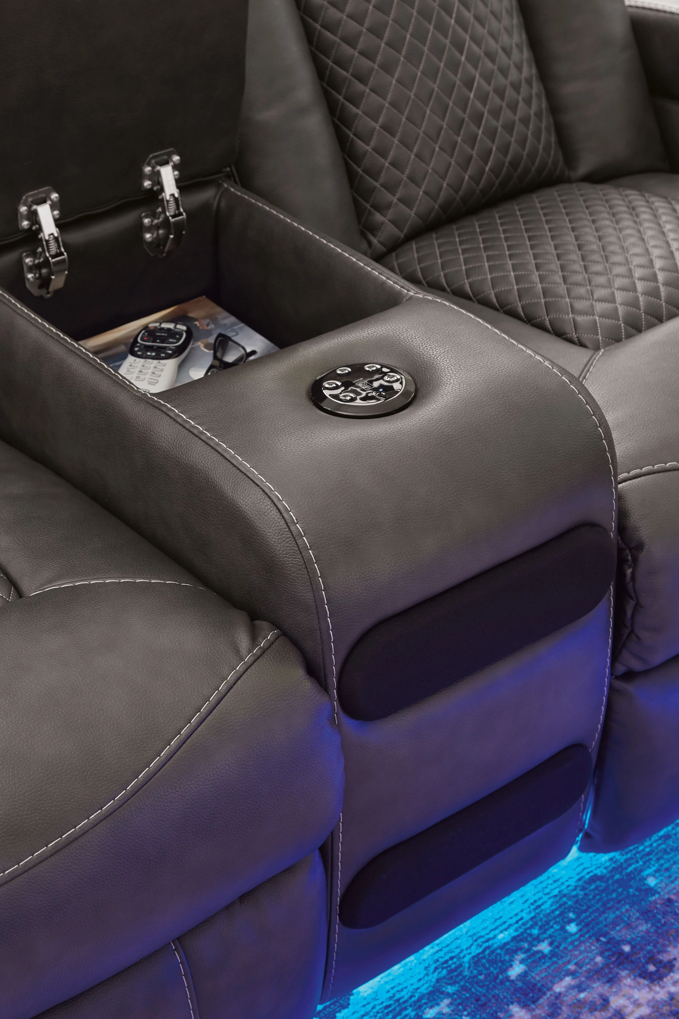Fyne-dyme - Power Reclining Loveseat With Console/Adj Hdrst - Image 23
