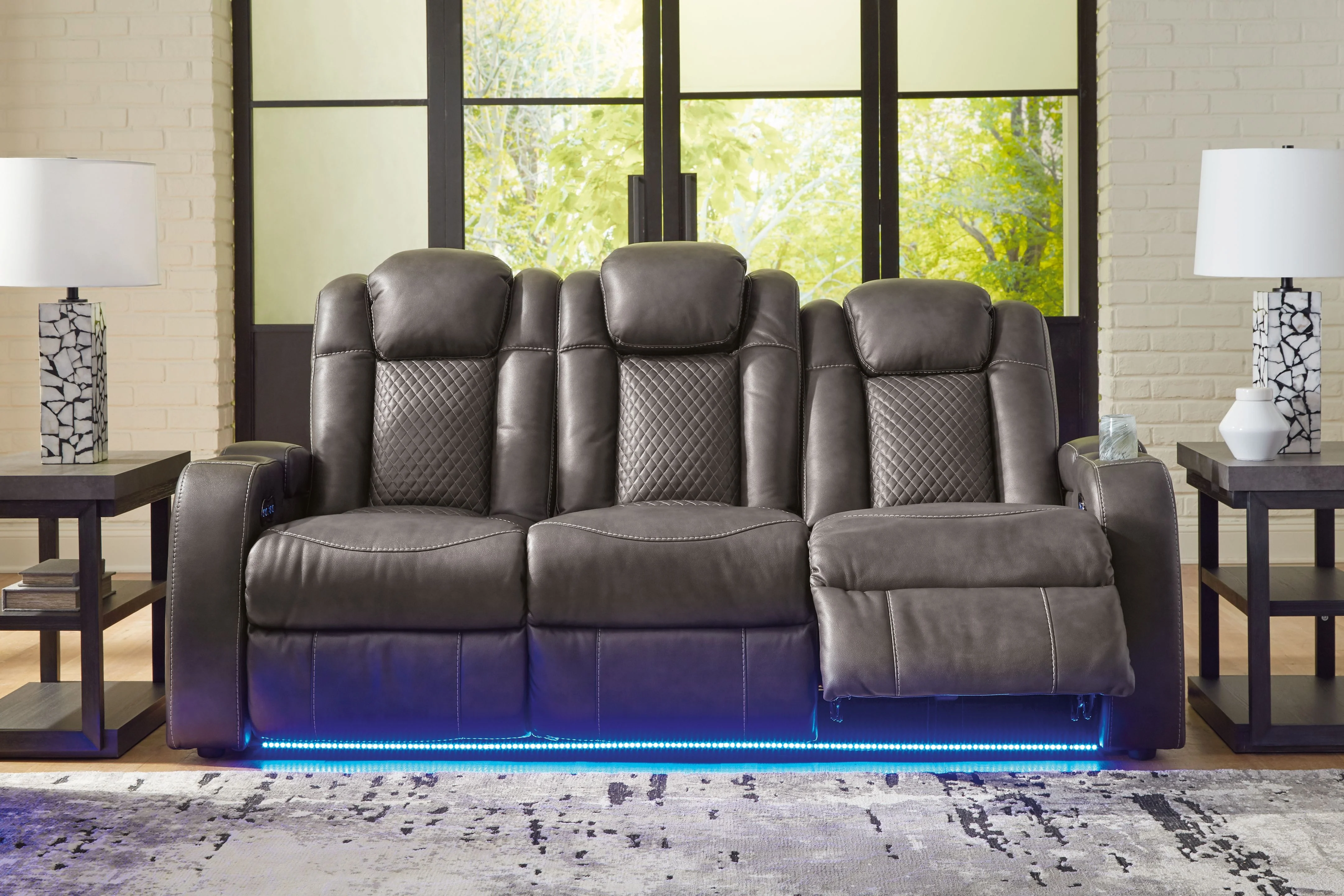 Fyne-dyme - Power Reclining Sofa With Adj Headrest - Image 15