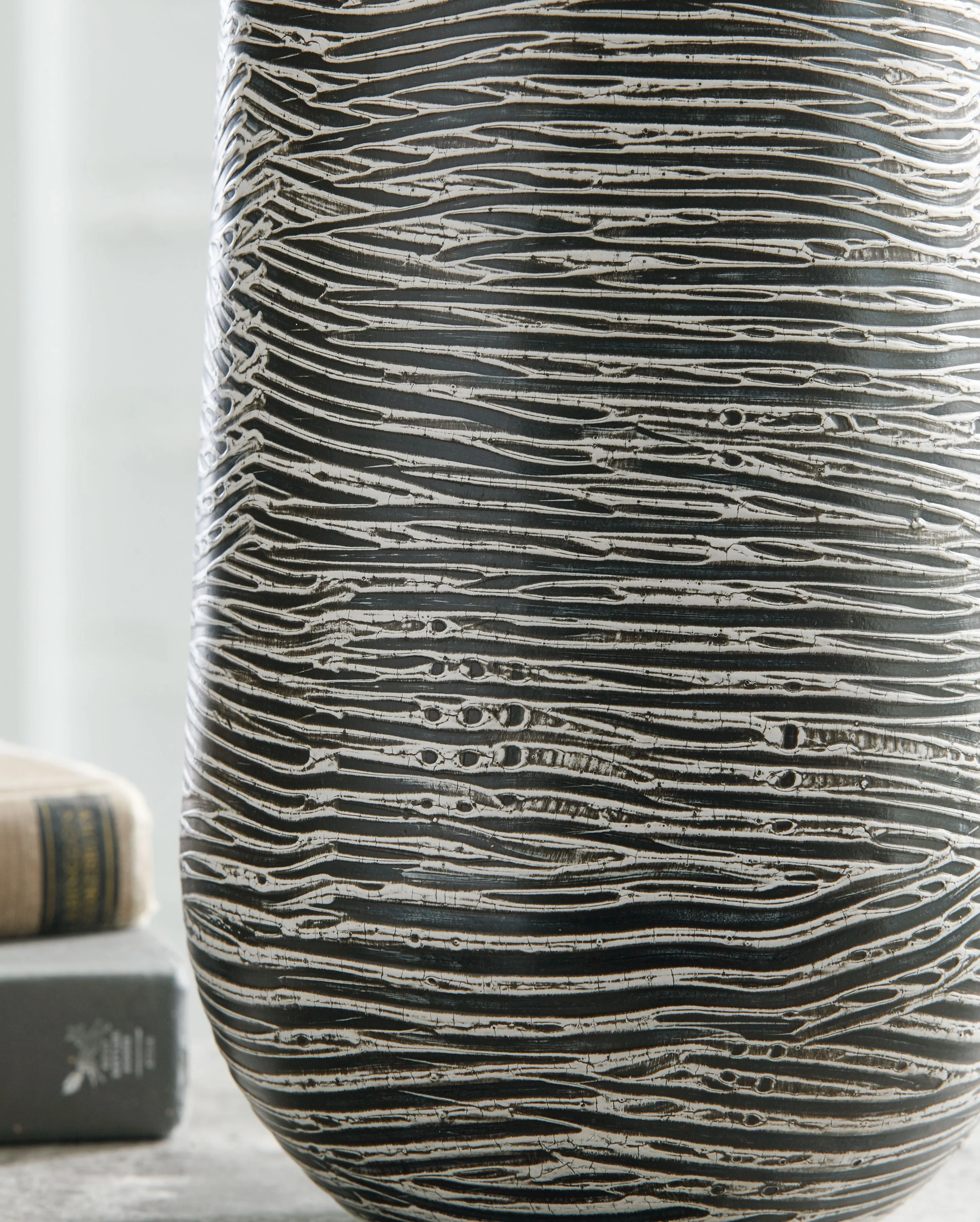 Fynn - Vase - Image 5