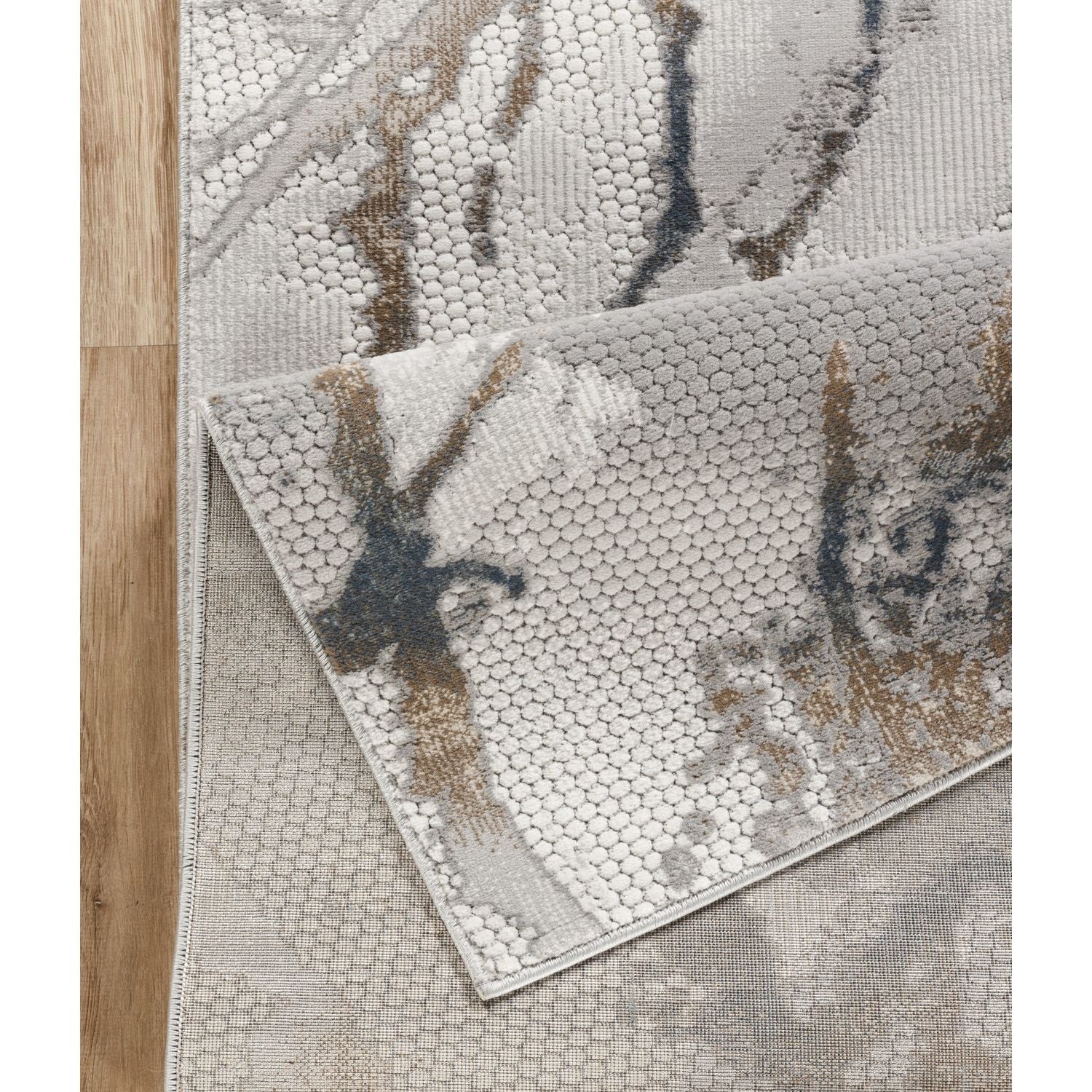 Geometrix - 5'3" X 7'3" Area Rug & Geometric 3D Effect - Ivory / Gray - Image 2