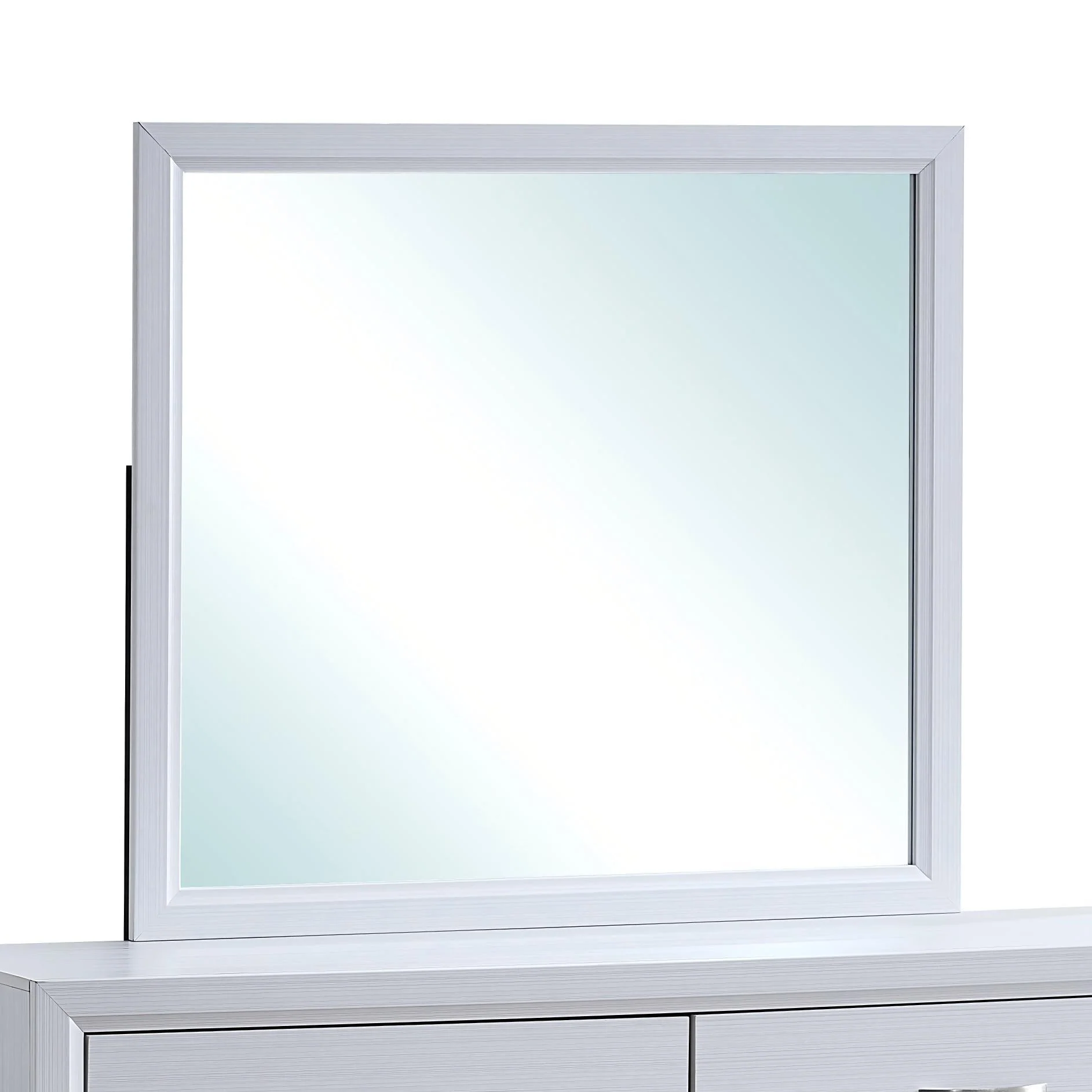 Glasgow - Mirror With Minimalist Design And Low Distortion Glass - Image 8
