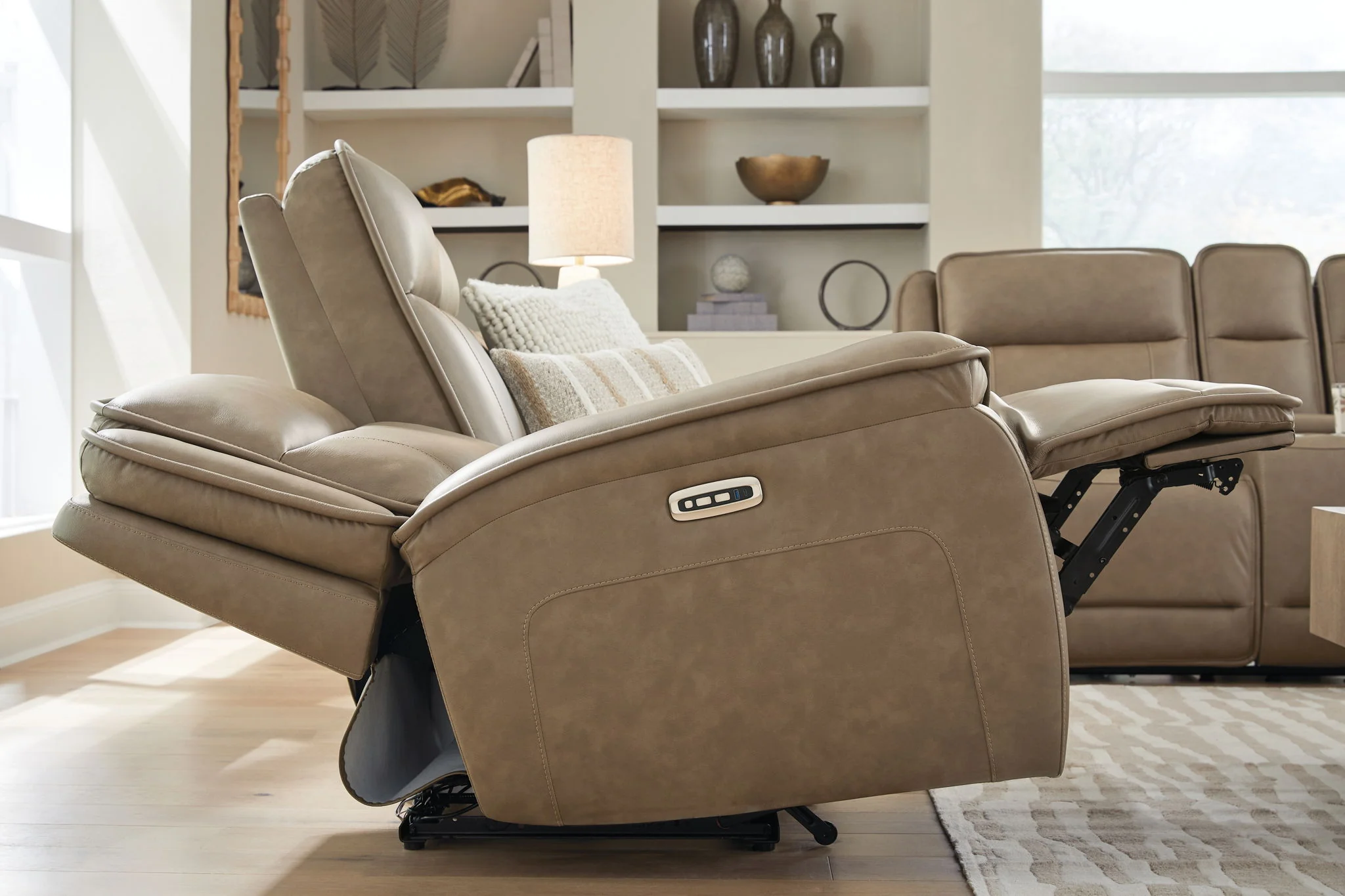 Glencroft - Power Reclining Loveseat With Console / Adjustable Headrest - Sahara - Image 9