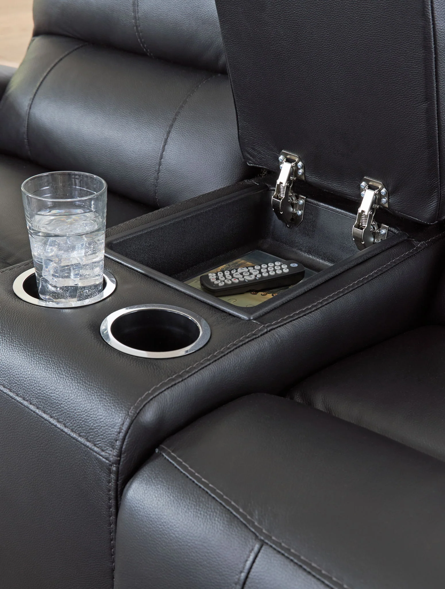 Glossmore - Reclining Loveseat With Console - Black - Image 3