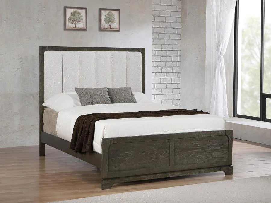 Gran Park - Panel Bed - Image 6