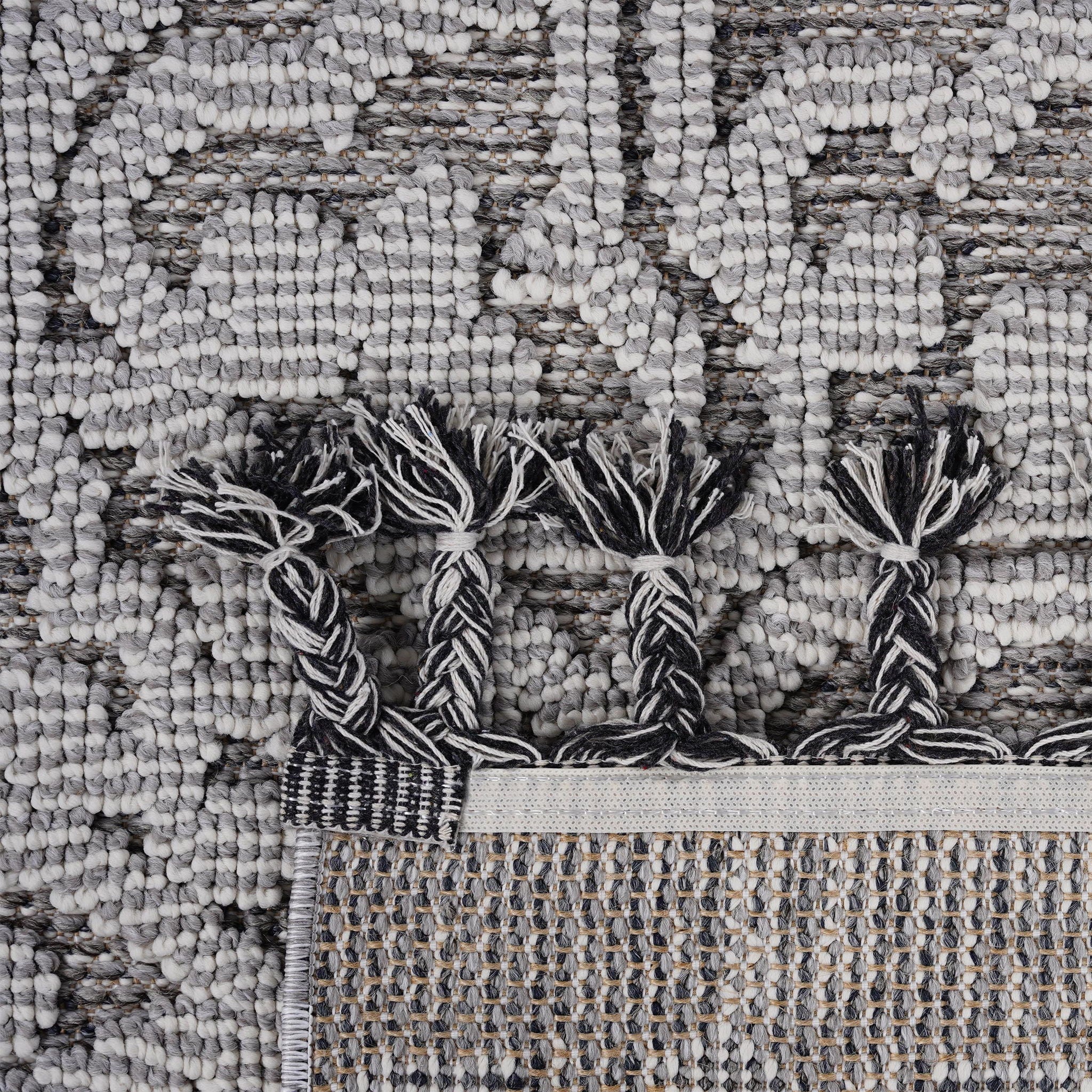 Guros - Medallion Indoor / Outdoor Area Rug - Image 4