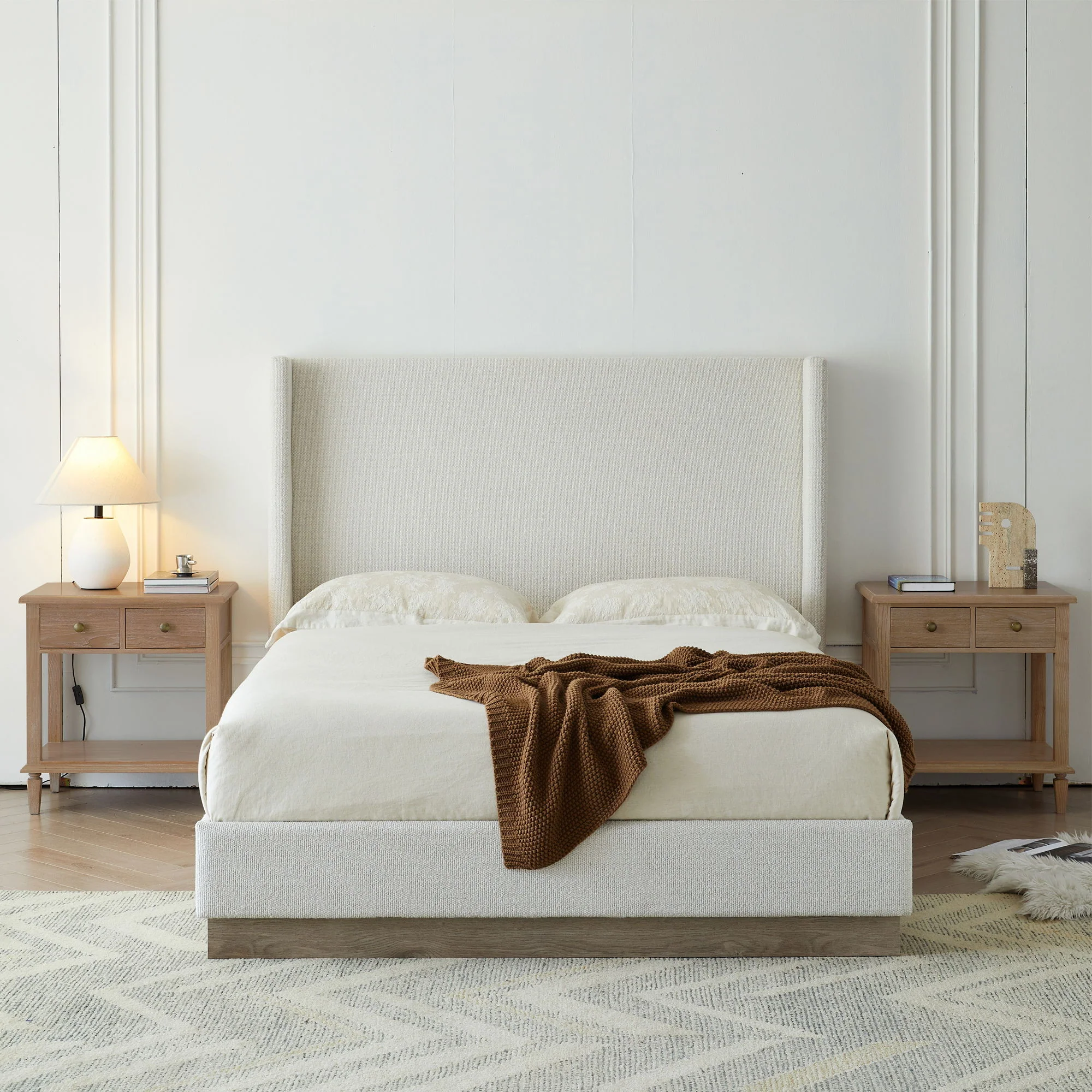 Hale - Upholstered Wingback Bed - Image 3
