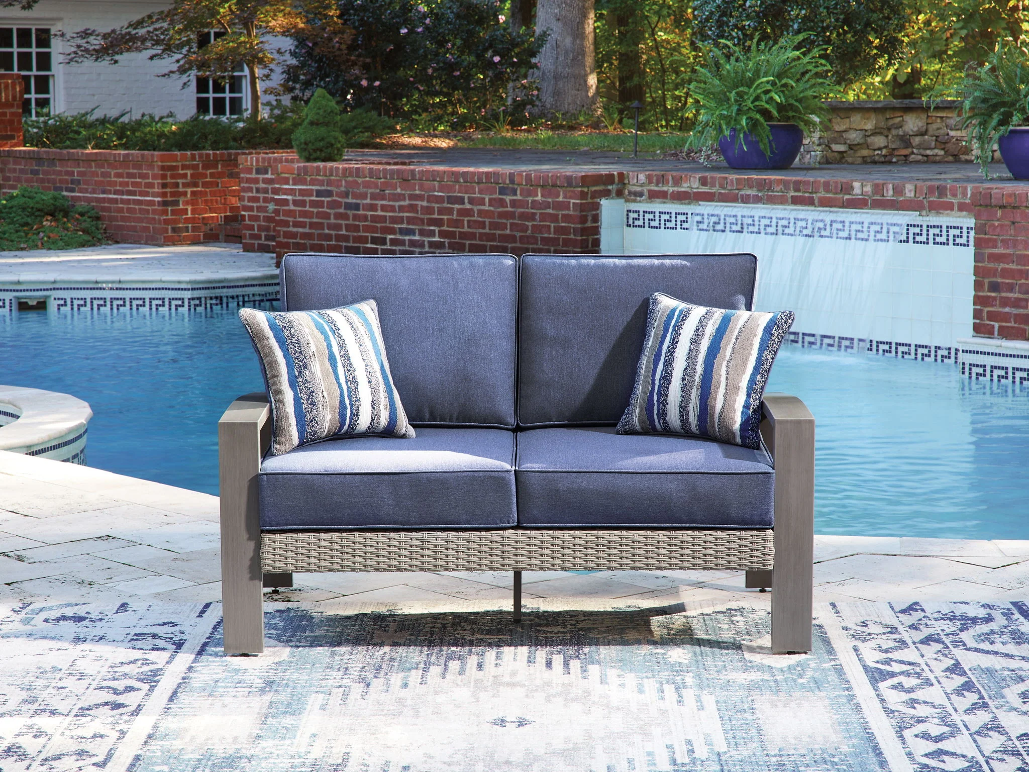 Half Moon Beach - Loveseat With Cushion - Blue / Gray - Image 3