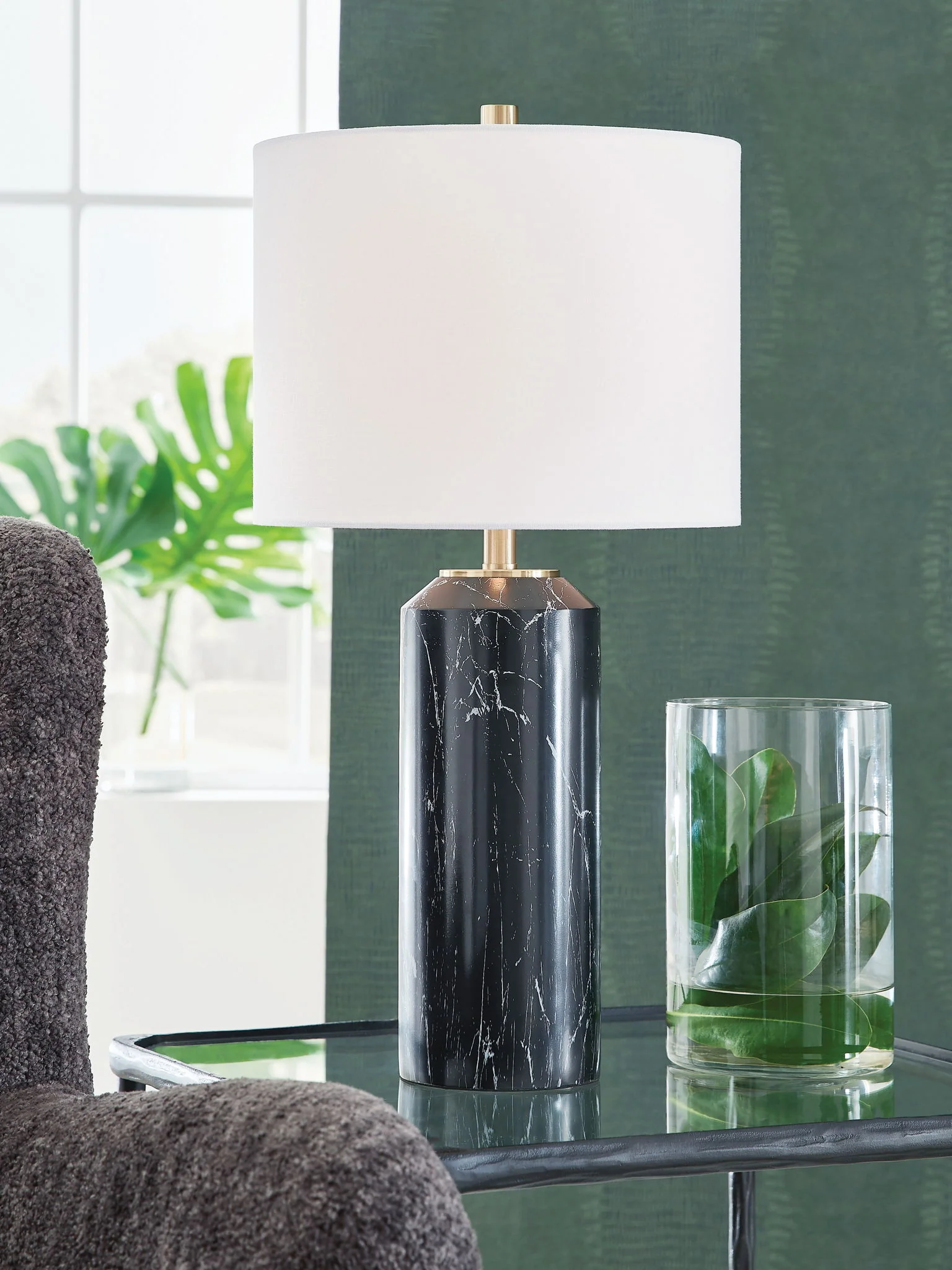Hanzila - Poly Table Lamp - Black / Gold Finish - Image 2