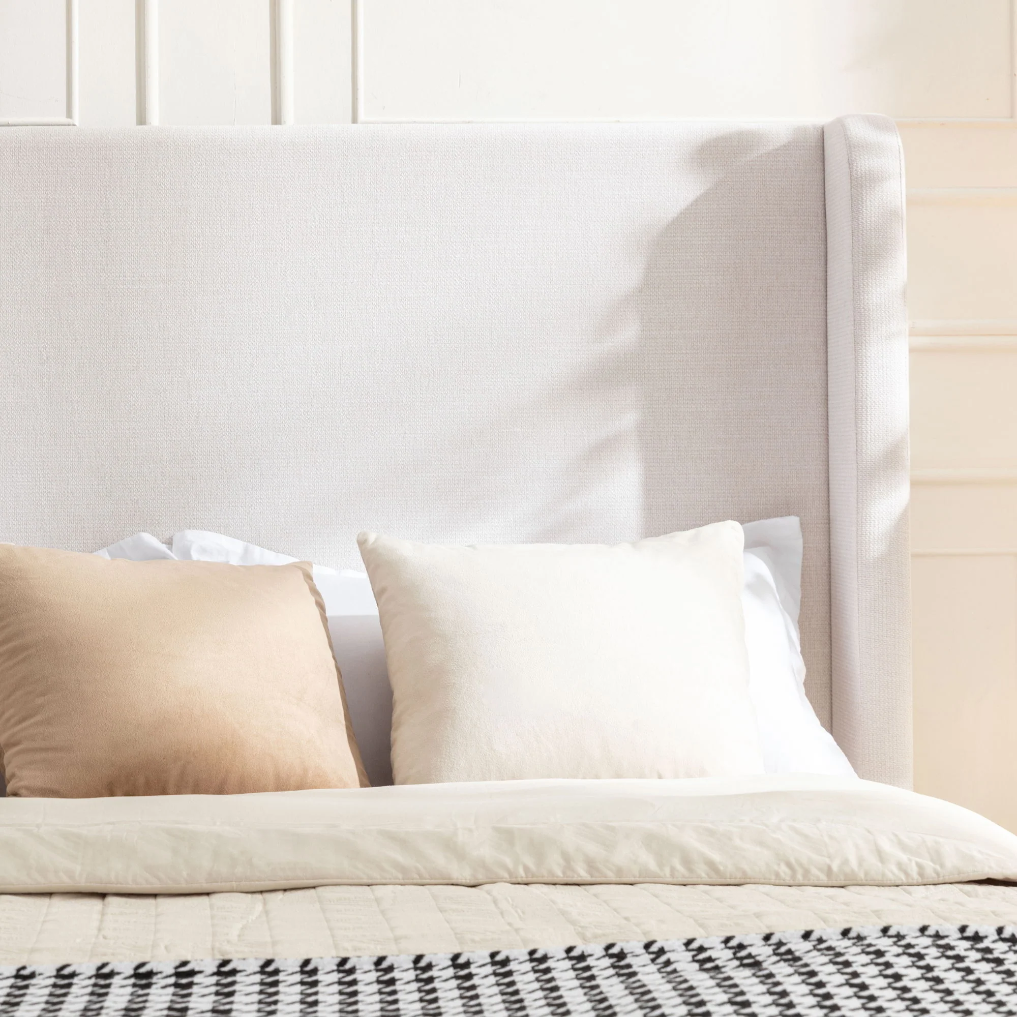 Hayden - Upholstered Wingback Bed With Tall Headboard - Image 9